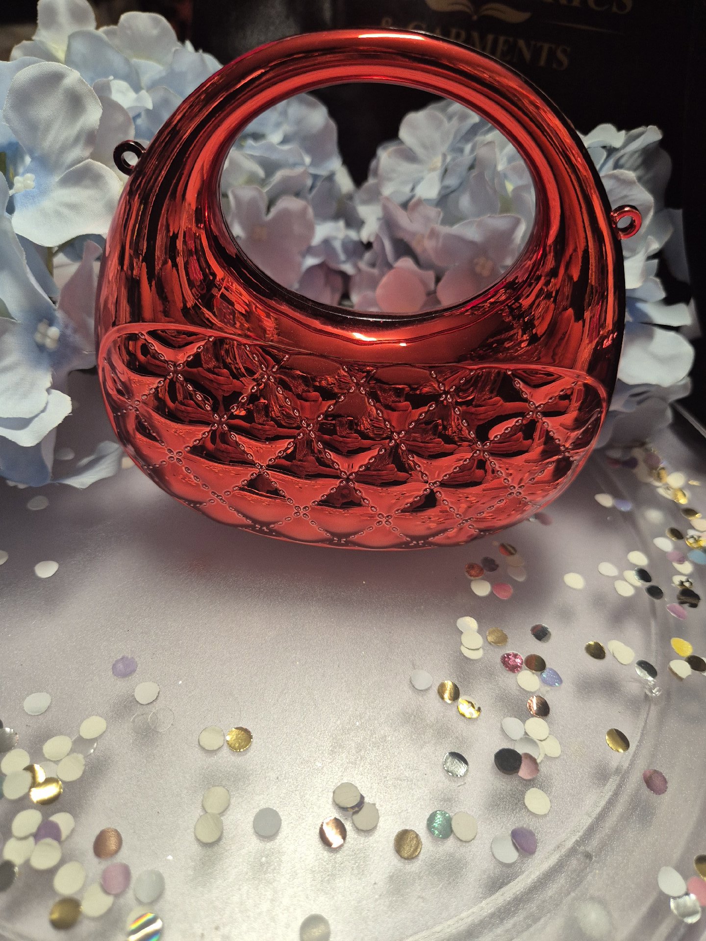 Red Metallic Evening Clutch Bag with Chain Strap, Red, Mini, Excellent condition — preloved on SilentSale®