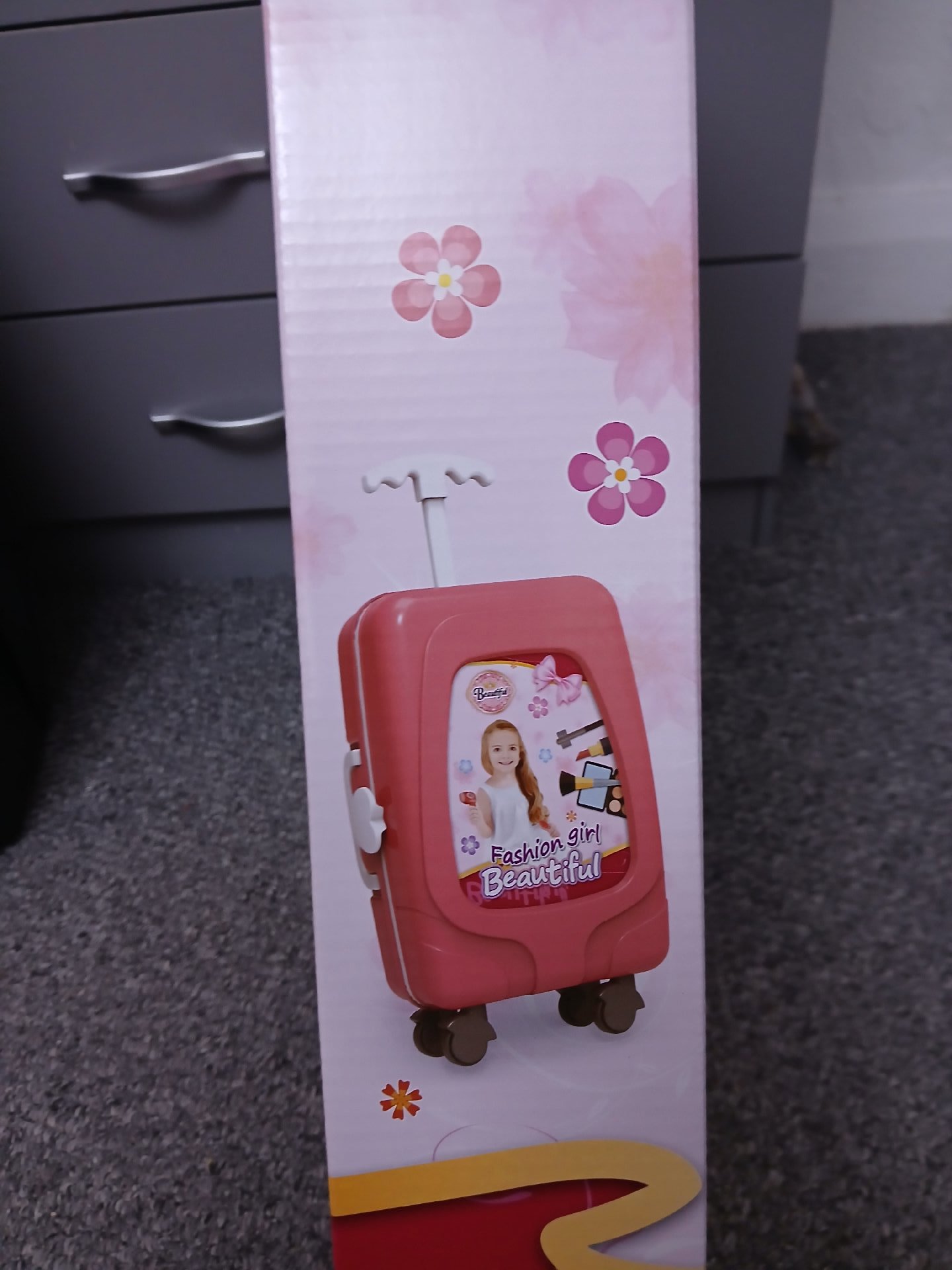 Fashion Girl Beautiful 2-in-1 Kids Vanity Playset, GN Toys, age 3, New condition — preloved on SilentSale®