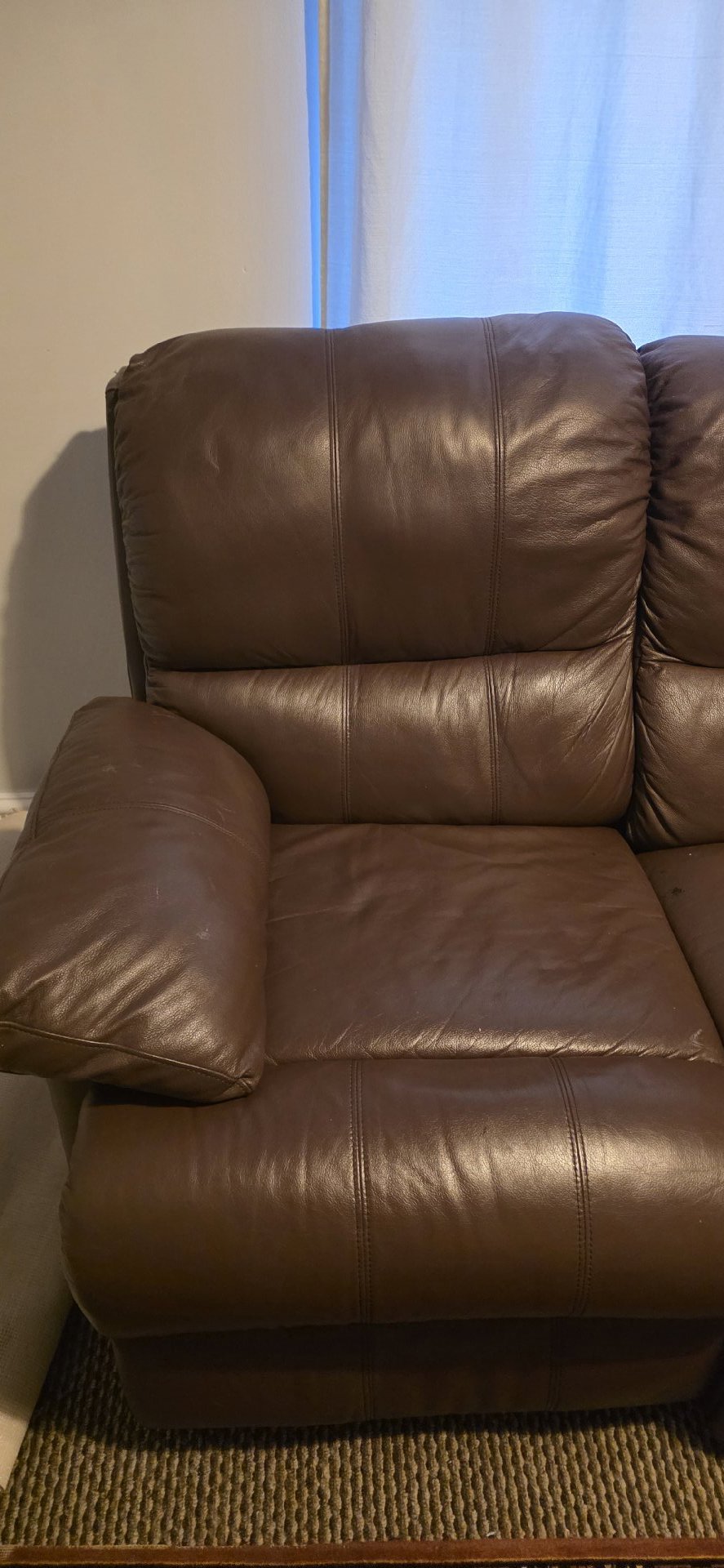 Furniture , Unbranded, Large, Good condition — preloved on SilentSale®