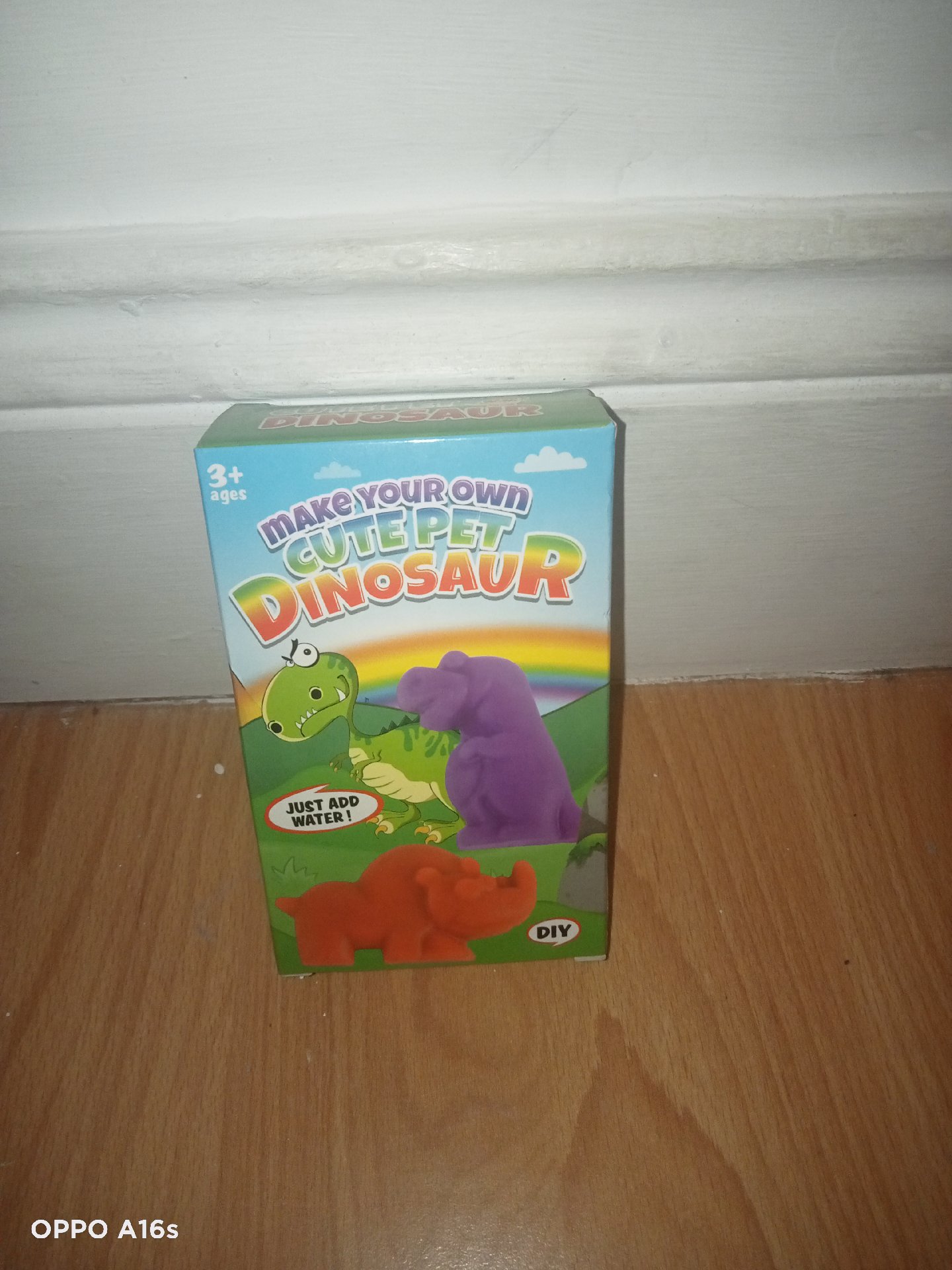 Make Your Own Cute Pet Dinosaur DIY Kit for Kids 3+, Unbranded, age 3, New condition — preloved on SilentSale®