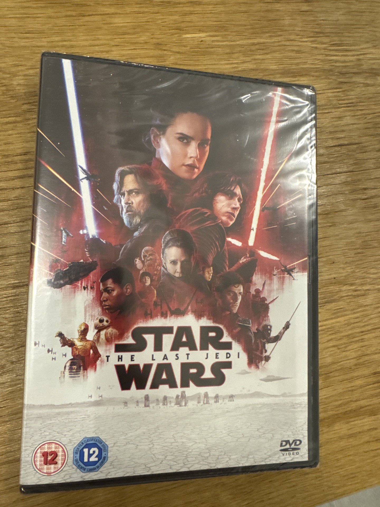 Star Wars The Last Jedi (uk Import) Dvd, Star Wars, One Size, New condition — preloved on SilentSale®