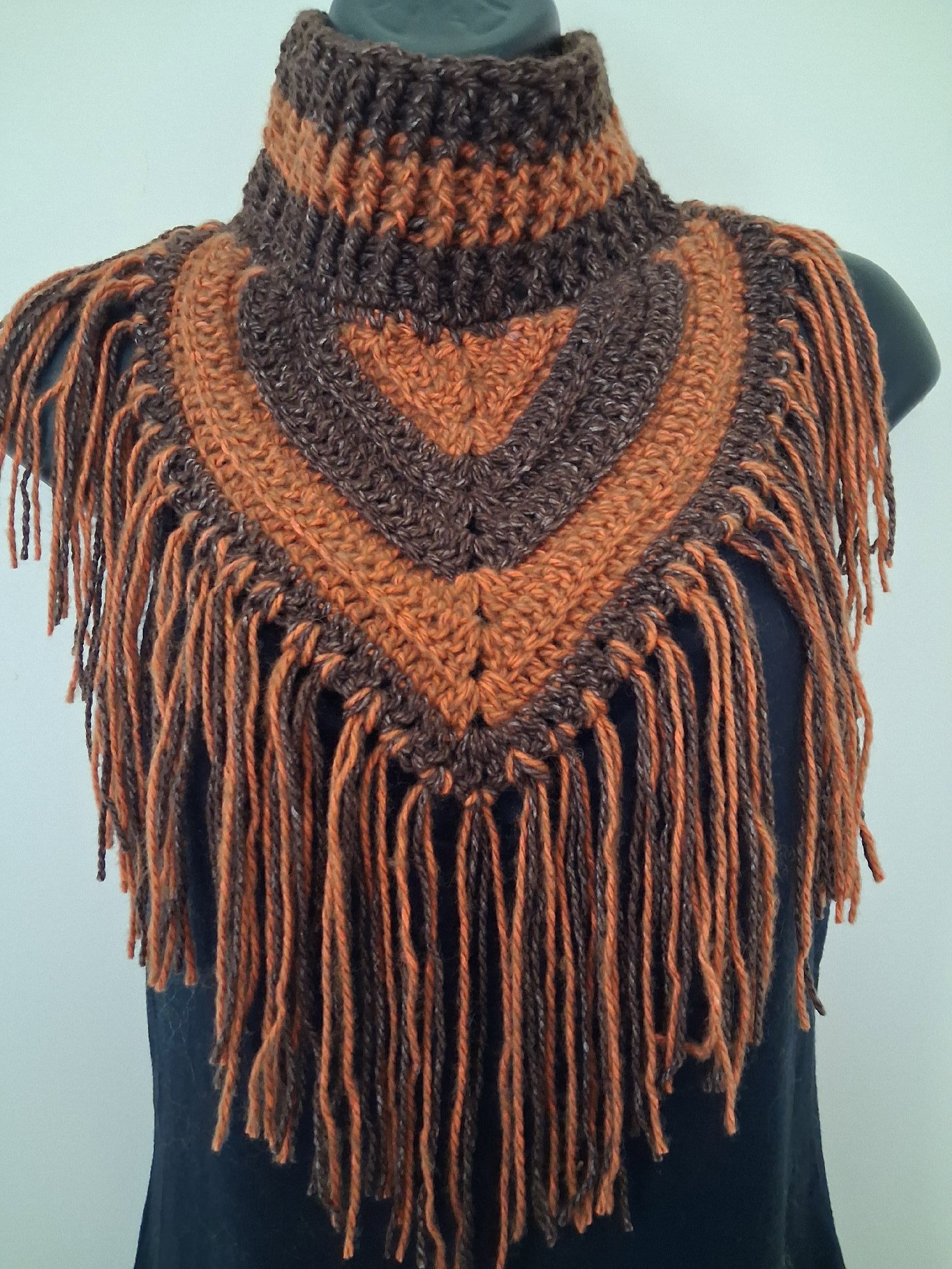 Tassles neck piece, Handmade, One Size, New condition — preloved on SilentSale®