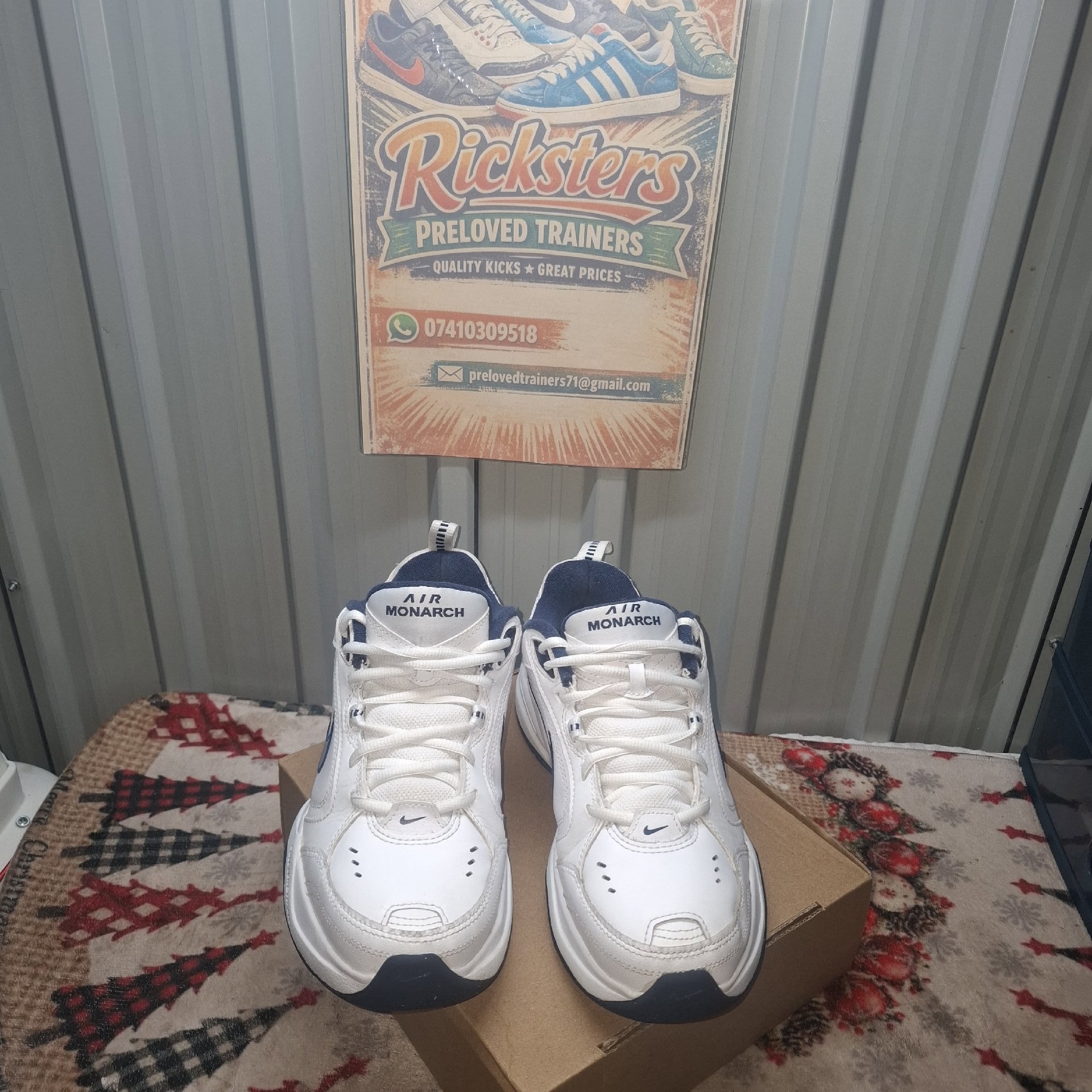 Nike Air Monarch White and Navy Trainers – Size 7, Nike, 7, Excellent condition — preloved on SilentSale®