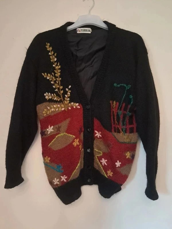 Vintage Teshuhuang Knitted Embroidered Cardigan - Boho Wearable Art, TESHUHUANG, XXL / UK 24-26, Excellent condition — preloved on SilentSale®