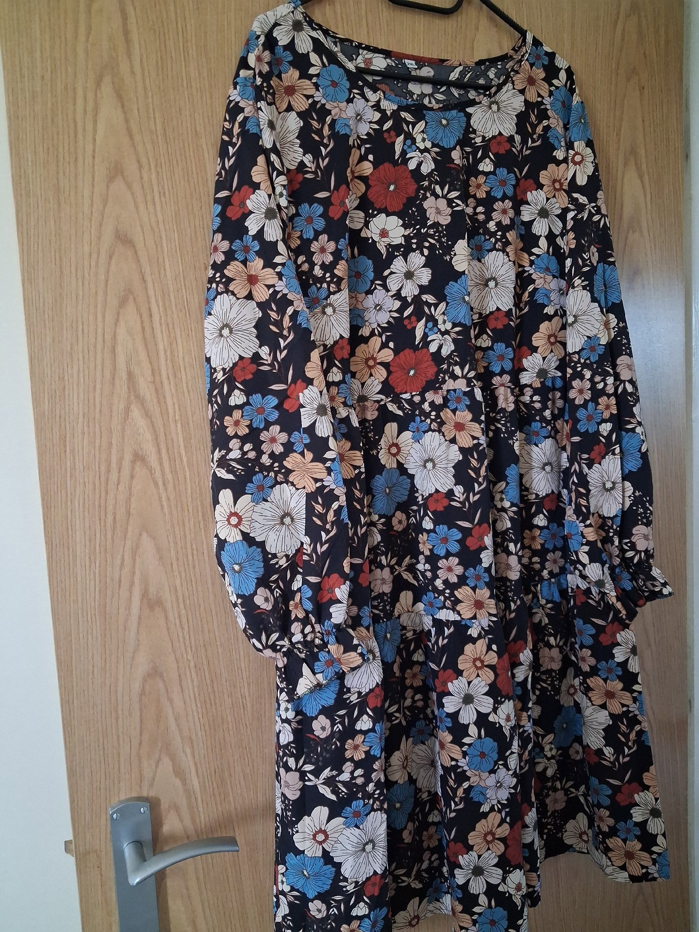 Floral Print Long Sleeve Dress, Unbranded, 22, Excellent condition — preloved on SilentSale®