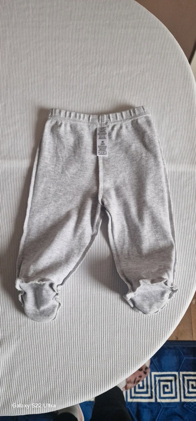 Girls trousers with feet, Unbranded, 1-3 months / 56 cm, New condition — preloved on SilentSale®