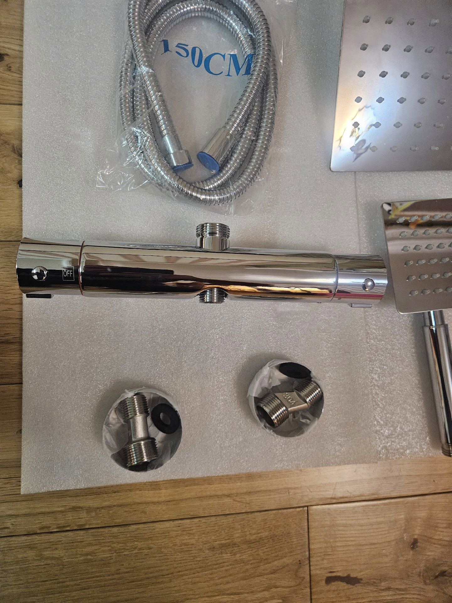 Chrome Thermostatic Exposed Bathroom Shower Mixer Square Twin Head Large Bar Set, Unbranded, Extra Large, New condition — preloved on SilentSale®