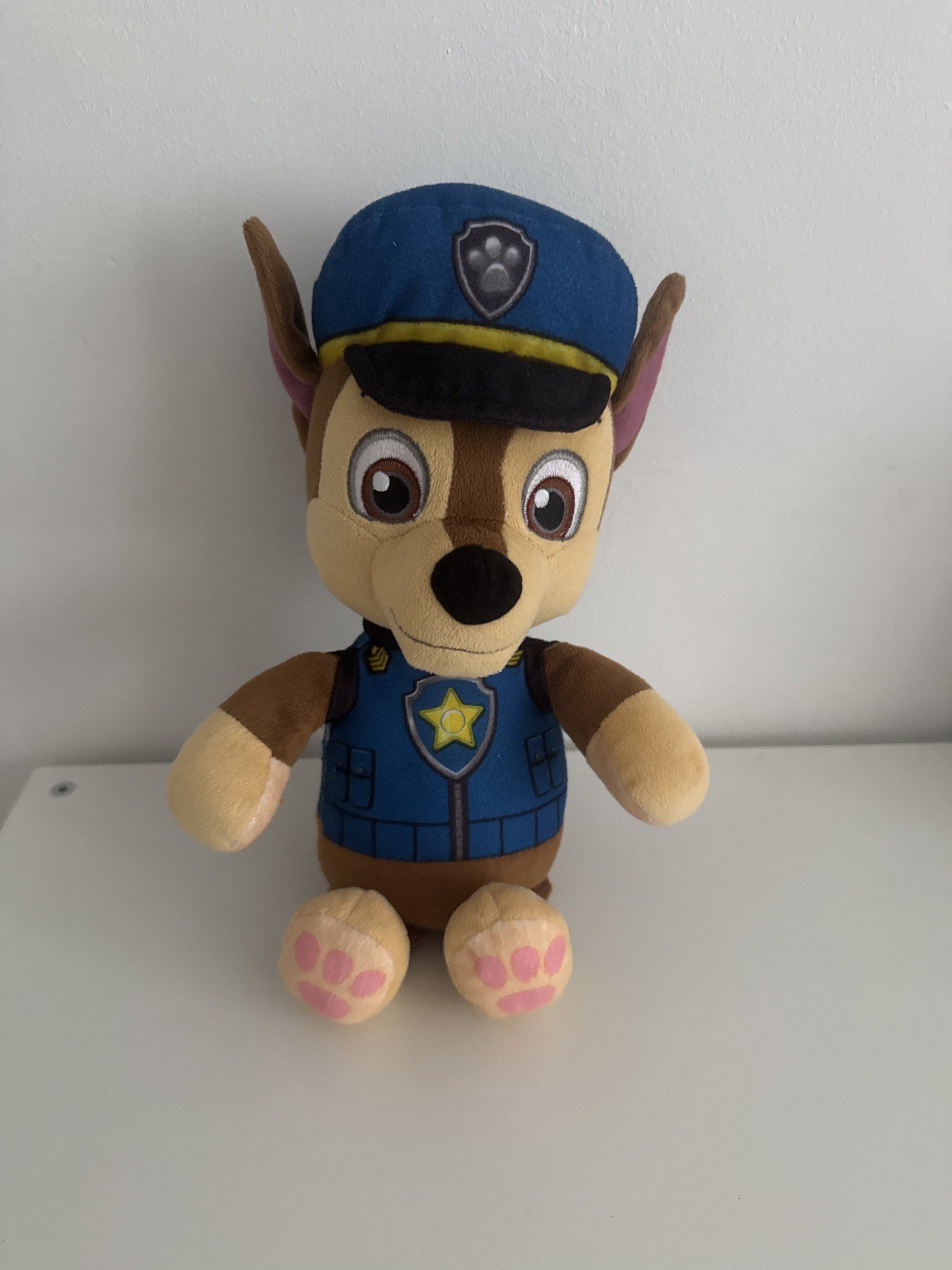  Used Paw Patrol Chase Plush Soft Toy, Paw Patrol, One Size, Good condition — preloved on SilentSale®