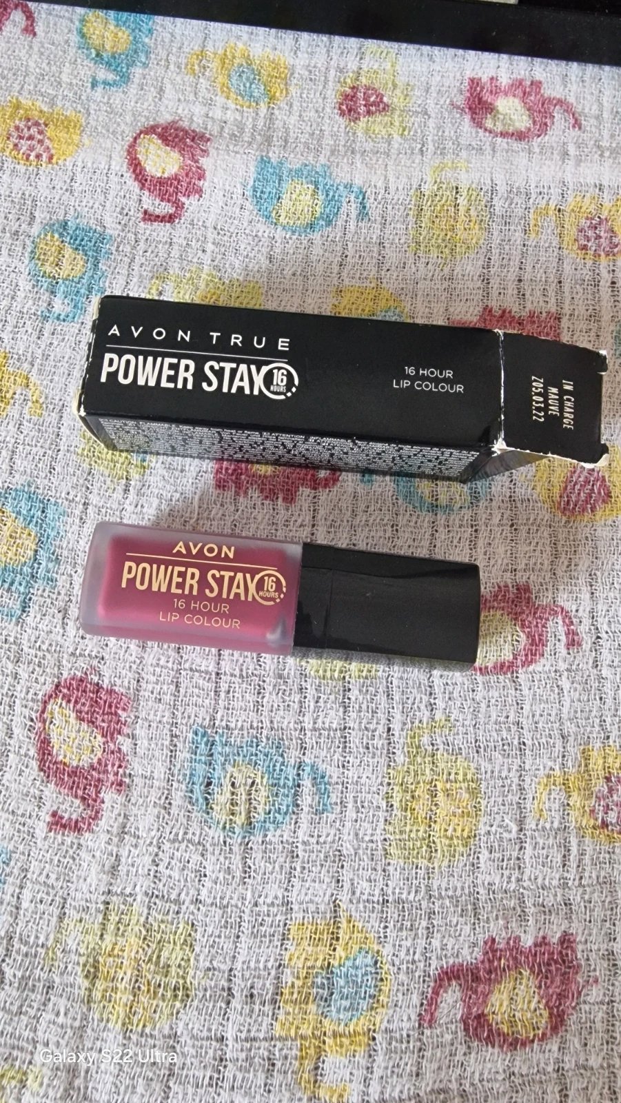 Liquid lipstick, Avon, One Size, New condition — preloved on SilentSale®