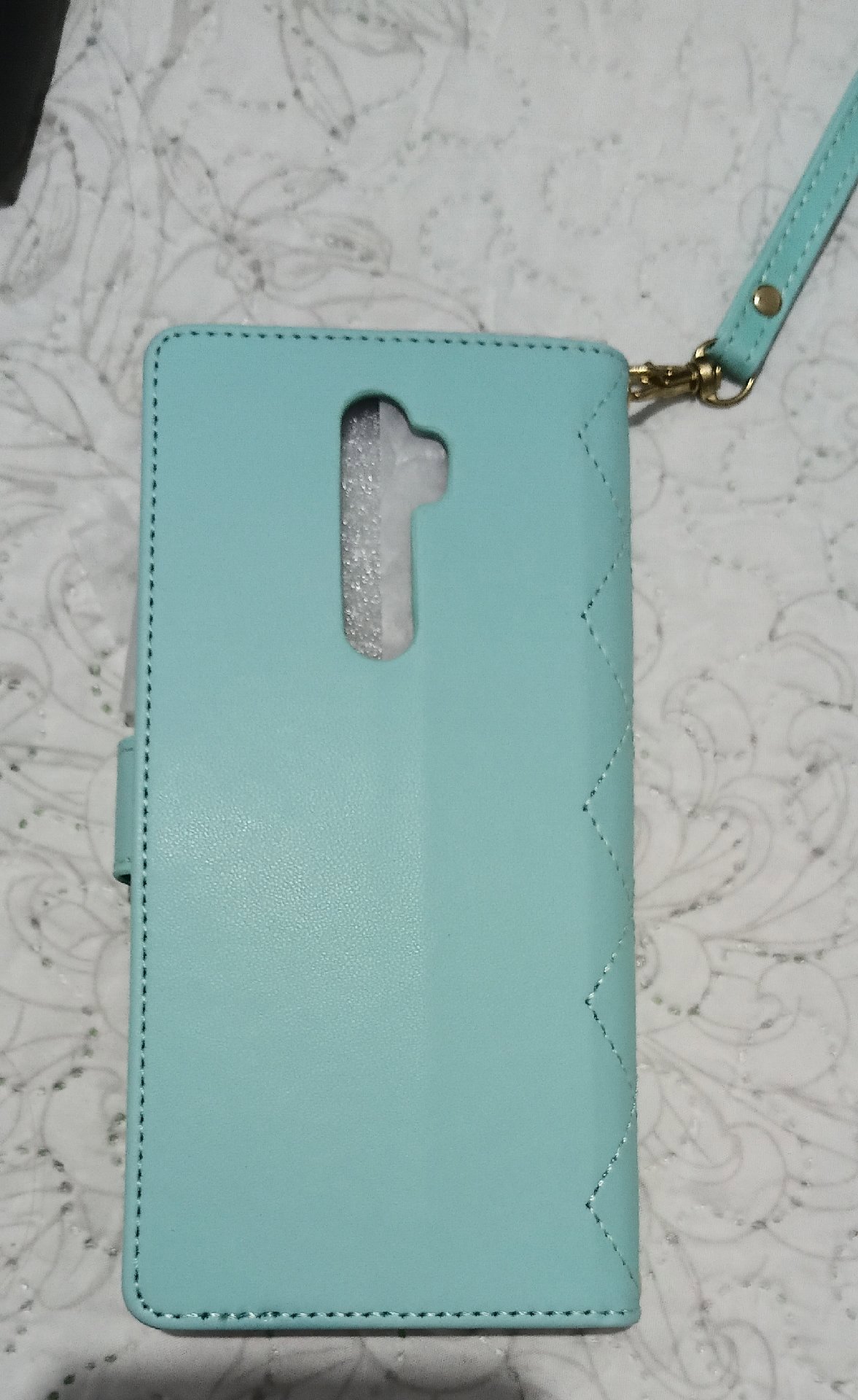 Glasgow Keyring, Blue Quilted Phone Case & Earrings Set, Kasury, One Size, Excellent condition — preloved on SilentSale®