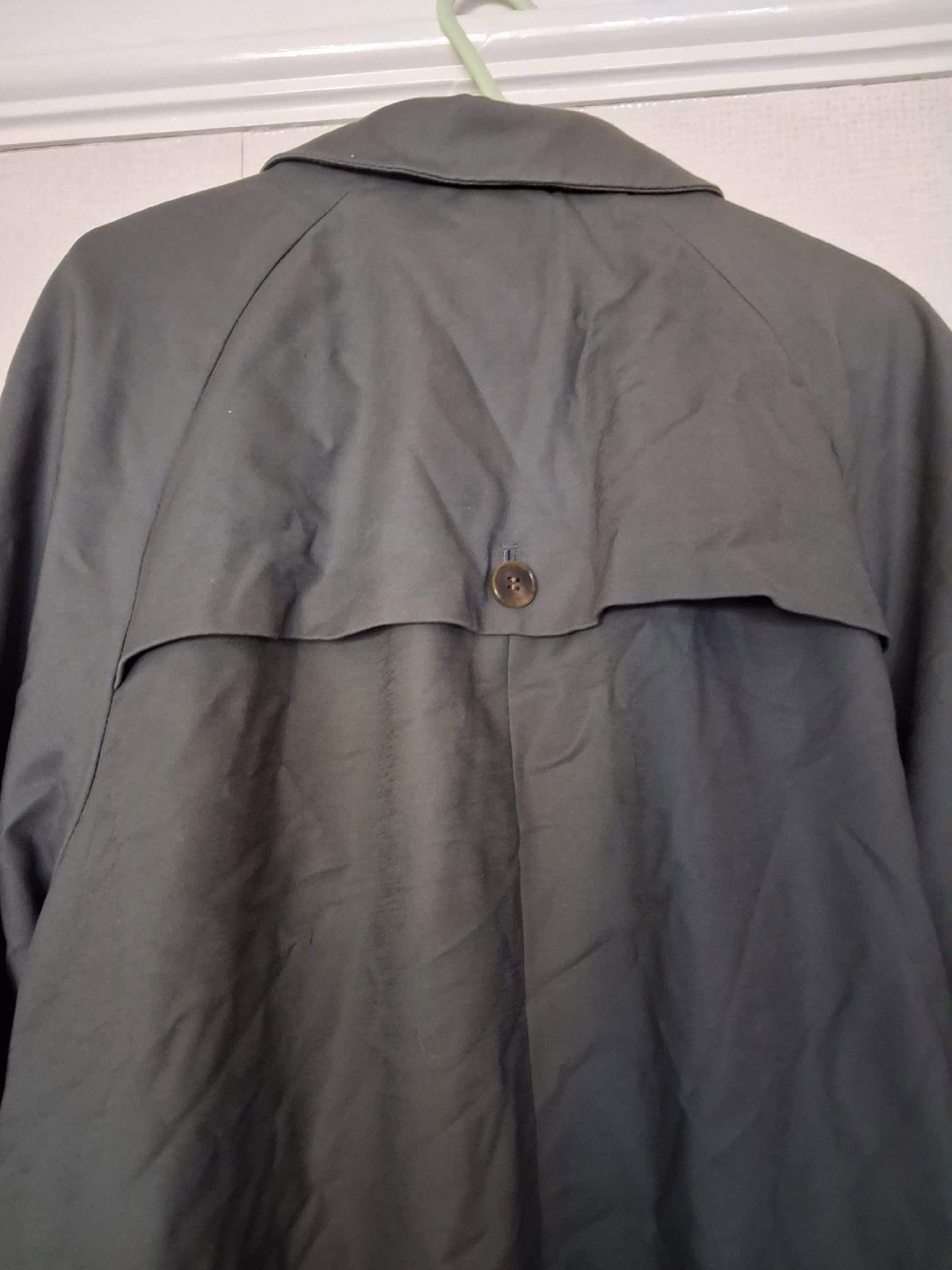 John Lewis Khaki Lightweight Coat – Size 18, John Lewis, 18, Like New condition — preloved on SilentSale®