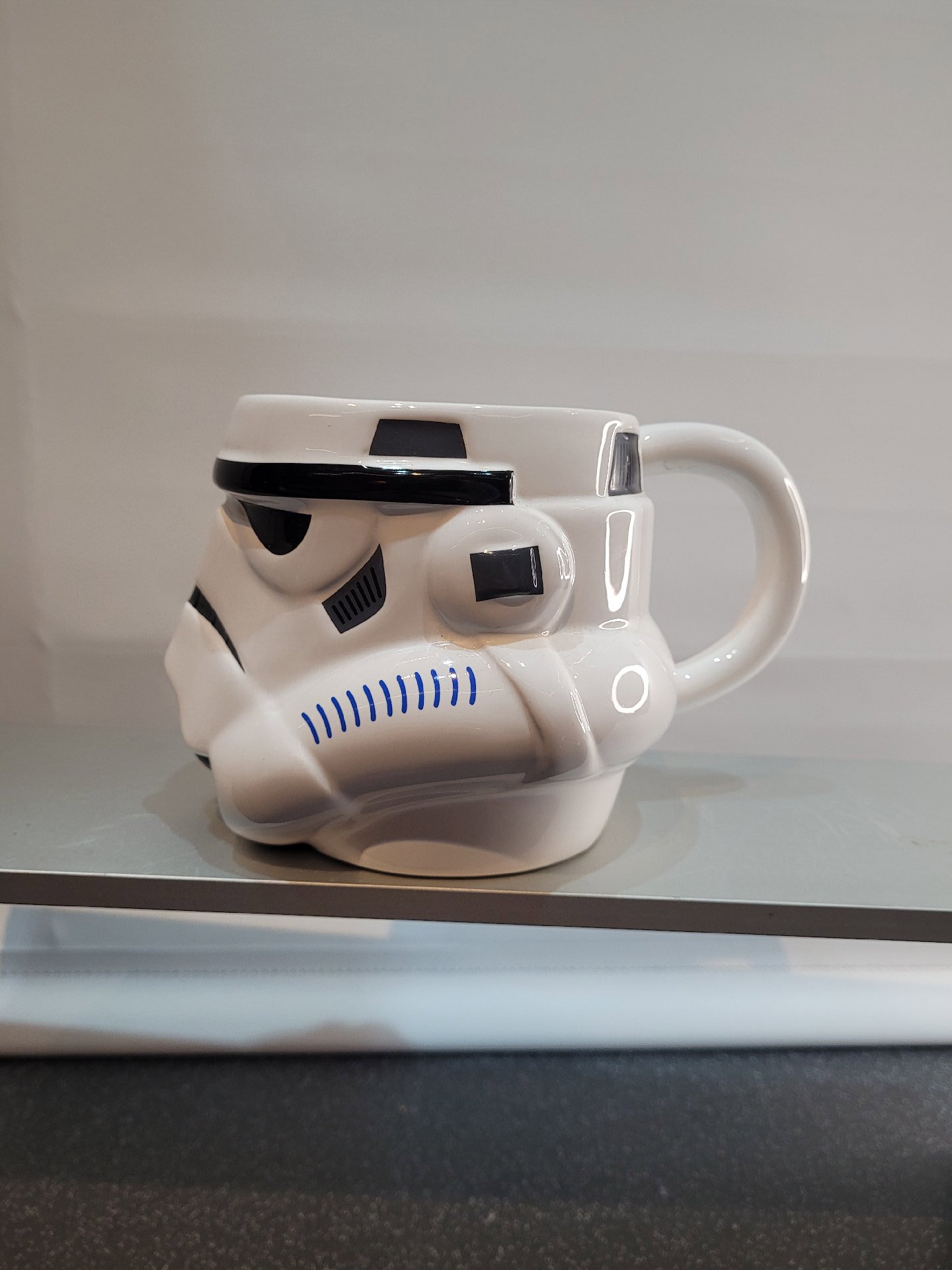Star Wars Stormtrooper Helmet Ceramic Mug, StarWars, Medium, Good condition — preloved on SilentSale®