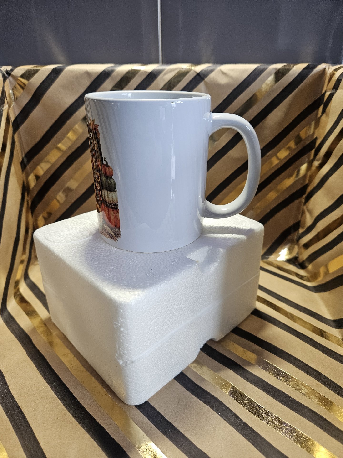 Halloween coffee mug, Unbranded, One Size, New condition — preloved on SilentSale®