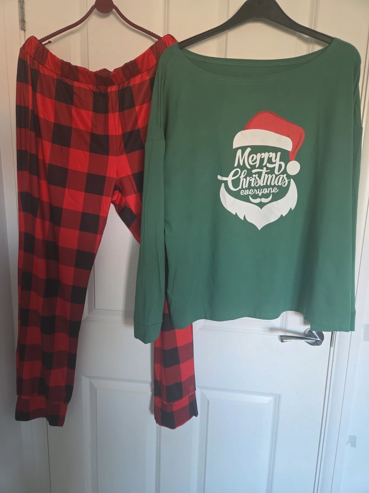 Womens Christmas Longsleeve Pyjamas Set, Unbranded, XXXL, New condition — preloved on SilentSale®