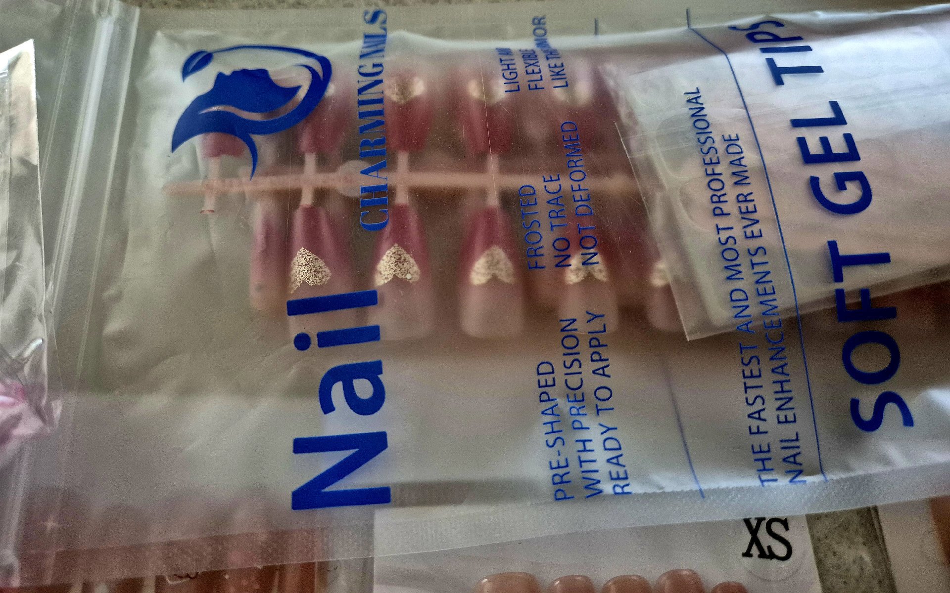 Assorted Press On False Nails Set with Nail Files and Glue x30, Unbranded, One Size, New condition — preloved on SilentSale®