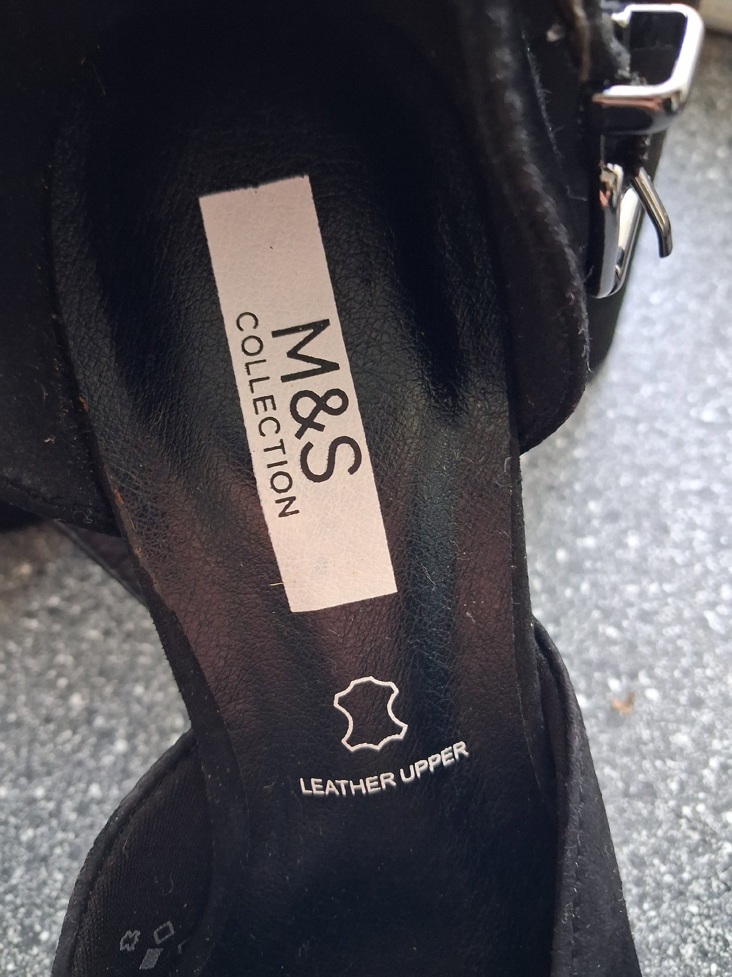 M&S Collection Black Leather Upper Block Heel Shoes – UK 5, M&S Collection, 5, Like New condition — preloved on SilentSale®