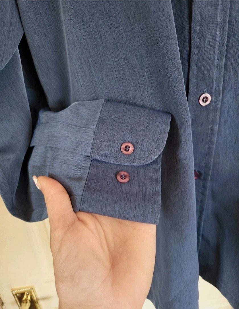 Men's shirt size L long sleeved 2tone, Focus, L, Excellent condition — preloved on SilentSale®