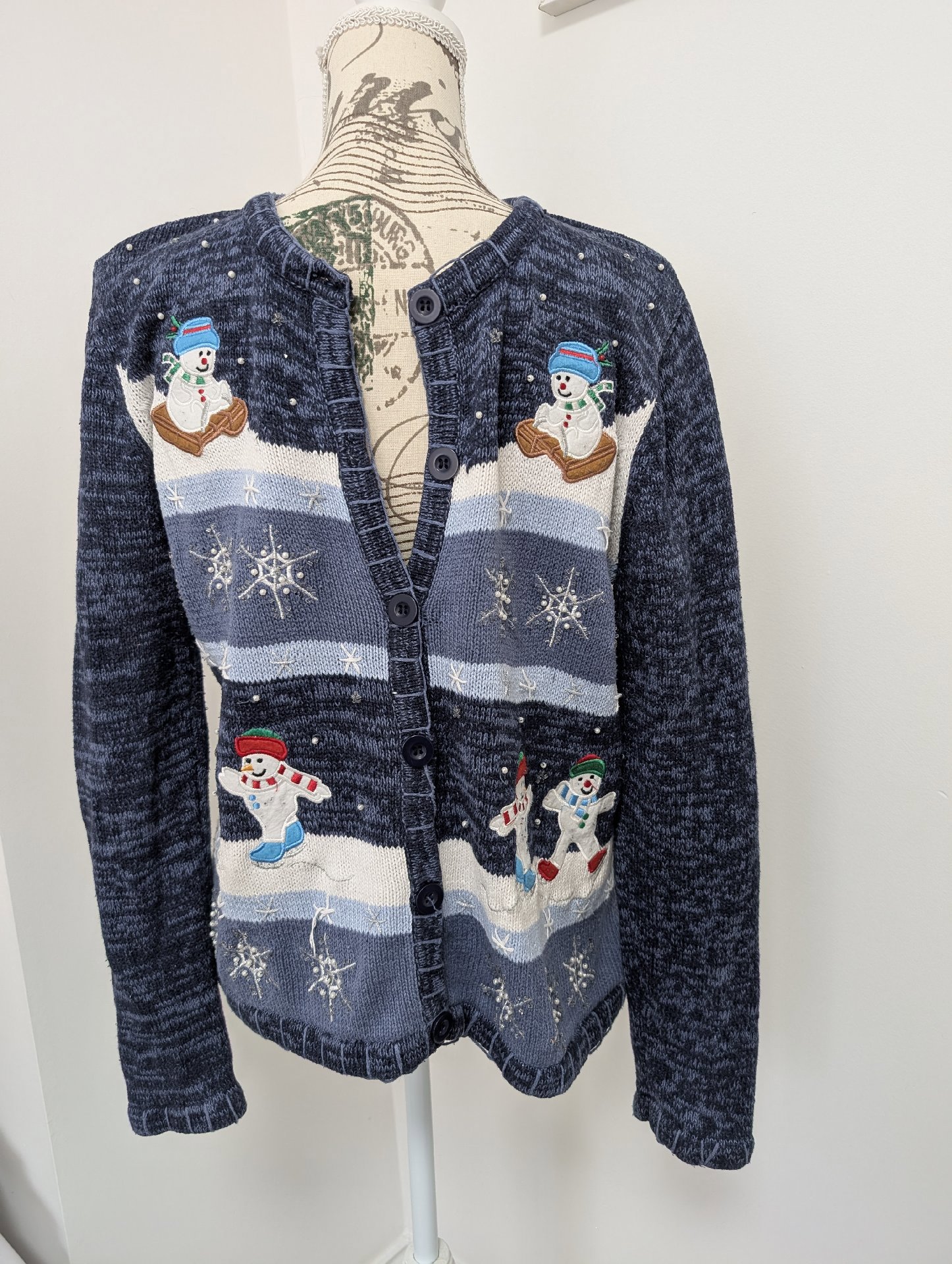 White Stag Navy Blue Snowman Christmas Cardigan – Size L, White Stag, L, Excellent condition — preloved on SilentSale®