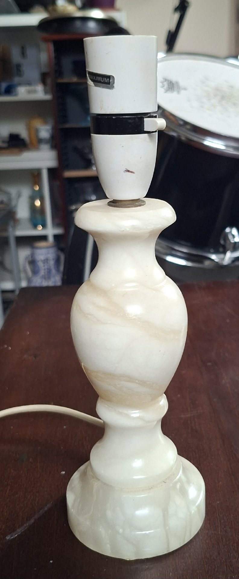 Vintage Cream Marble Table Lamp Base – Approx 20cm Tall, Vintage, 20cm height, Good condition — preloved on SilentSale®
