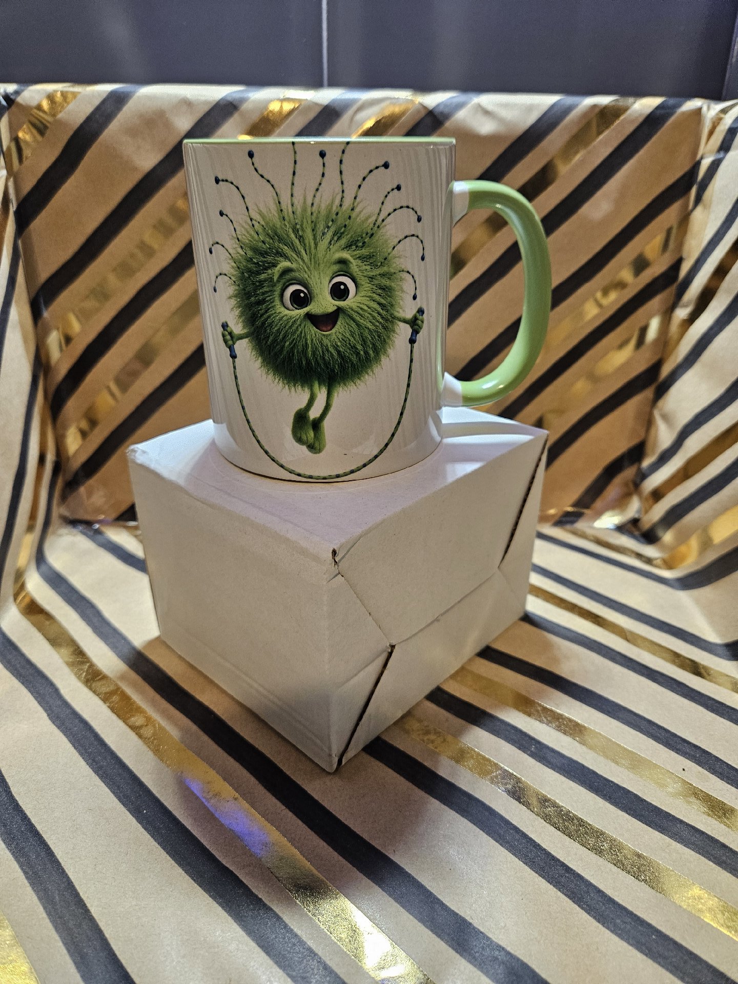 Green Furry Monster Print Ceramic Mug, Unbranded, One Size, New condition — preloved on SilentSale®