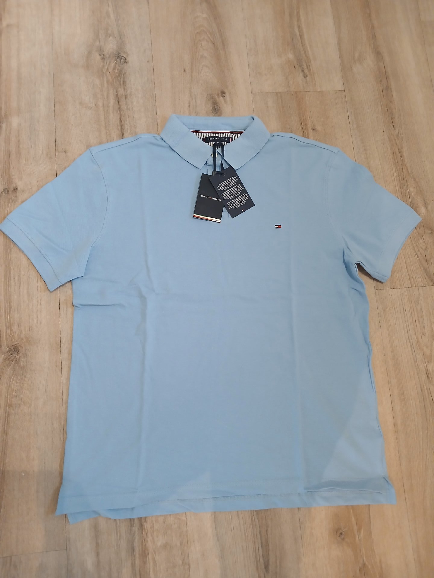 Tommy hilfiger Polo shirt , Sky blue , Size XL , Tommy Hilfiger, XL, New condition — preloved on SilentSale®