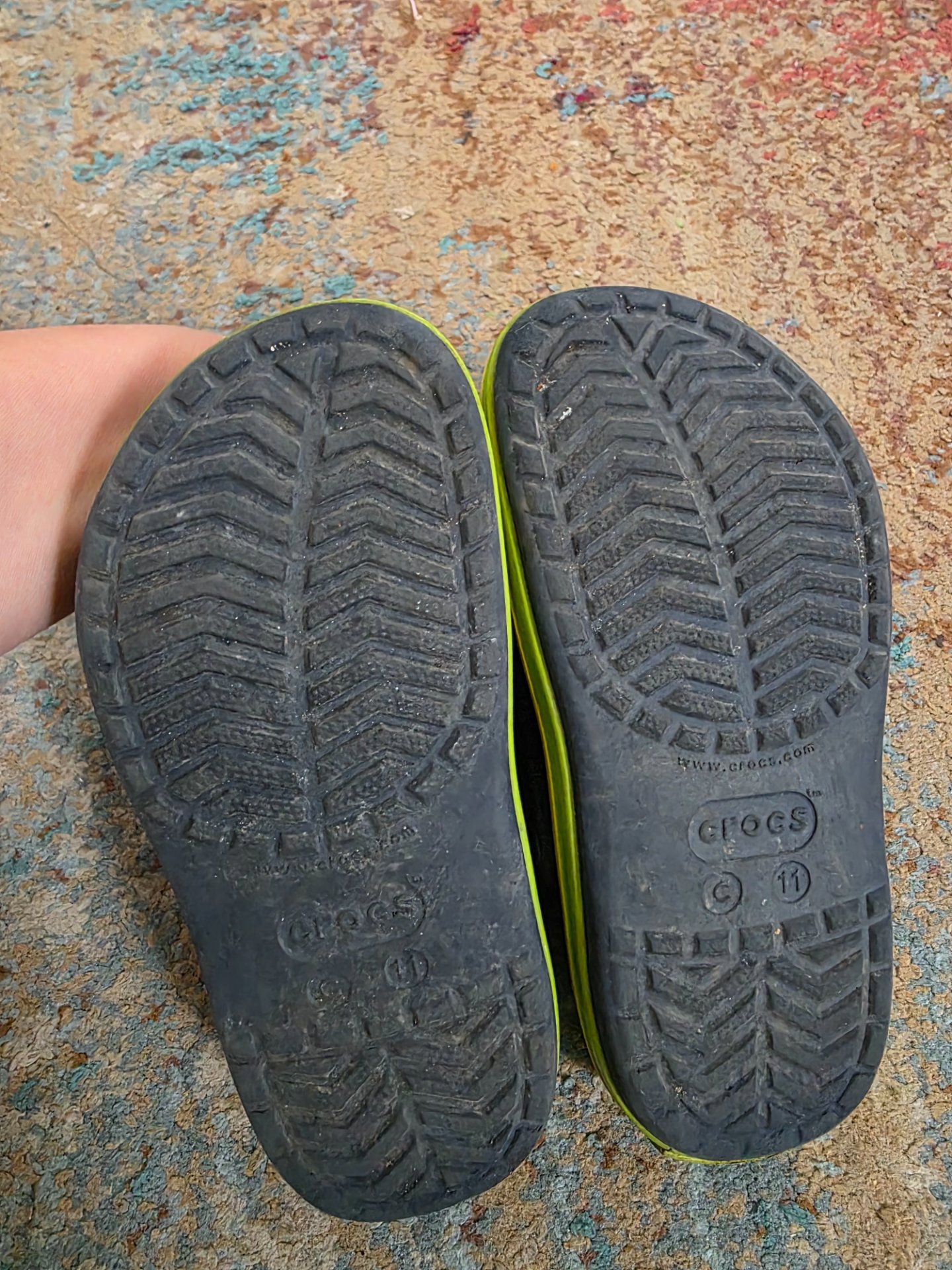 Crocs navy and Green Crocs, Crocs, 11, Good condition — preloved on SilentSale®