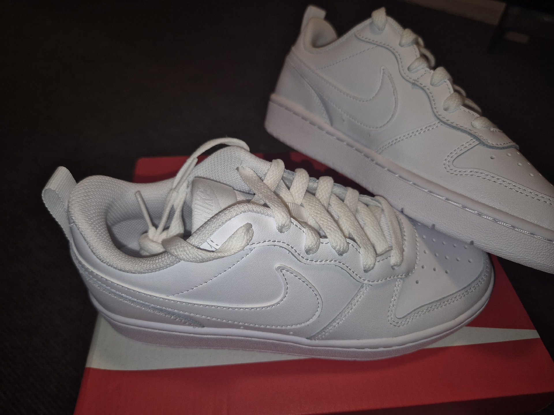 Nike Court Borough Low 2 GS White Trainers – UK 4.5Y, Nike, UK 4.5Y, New condition — preloved on SilentSale®