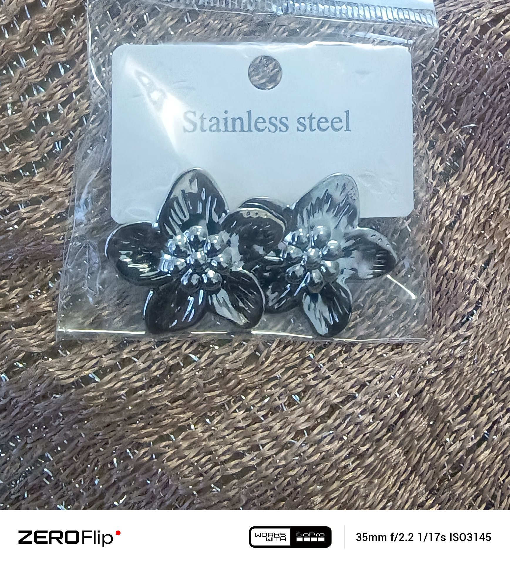 Silver Flower Shaped Clip-On Earrings, Unbranded, One Size, New condition — preloved on SilentSale®
