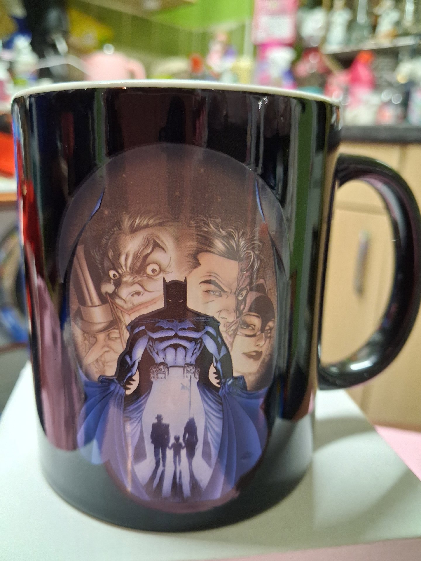 Batman Themed heated Mug with Villains Design, Unbranded, Medium, New condition — preloved on SilentSale®