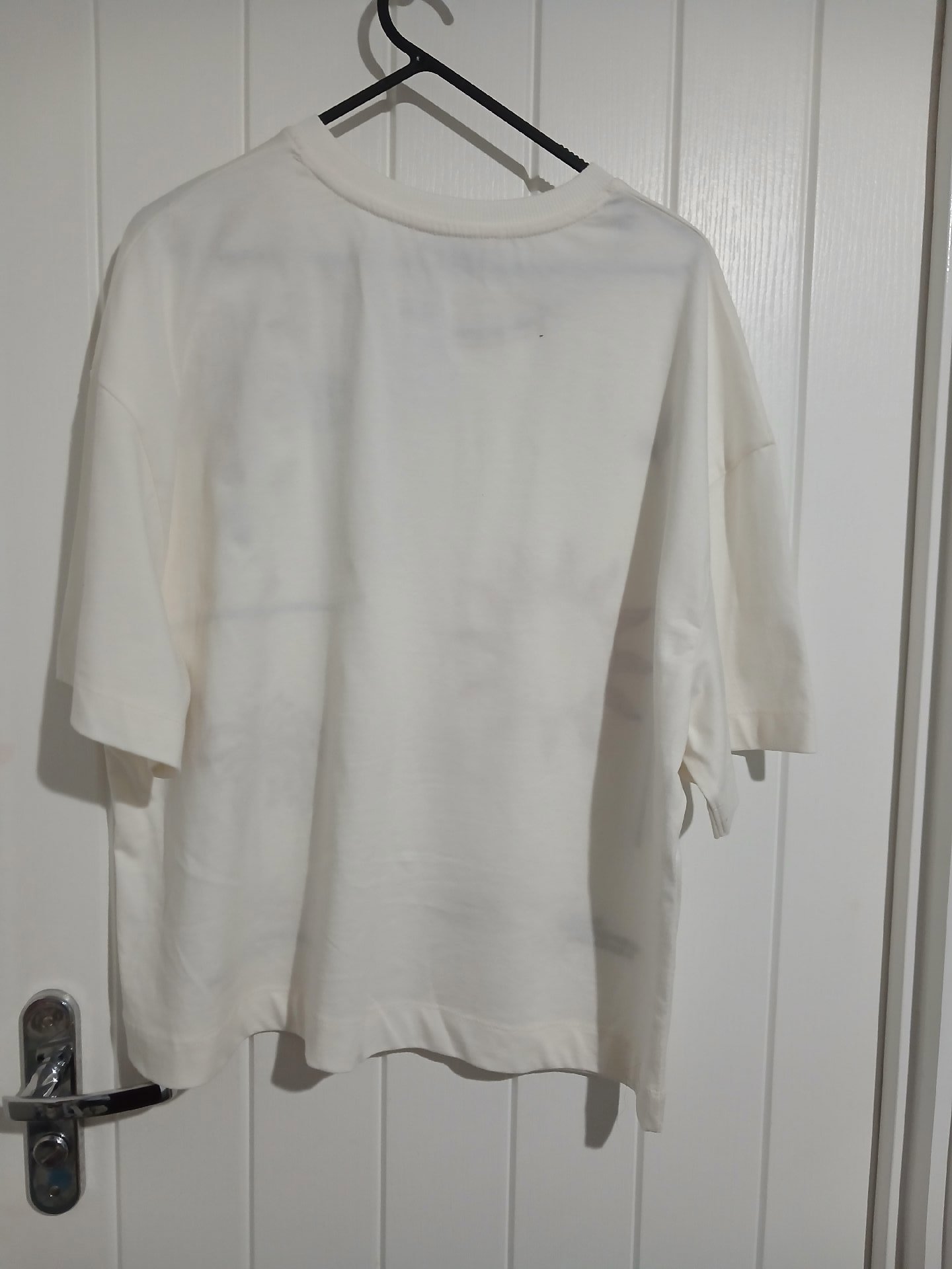Tu White Embroidered Short Sleeve T-Shirt – Size M, TU, M, Excellent condition — preloved on SilentSale®