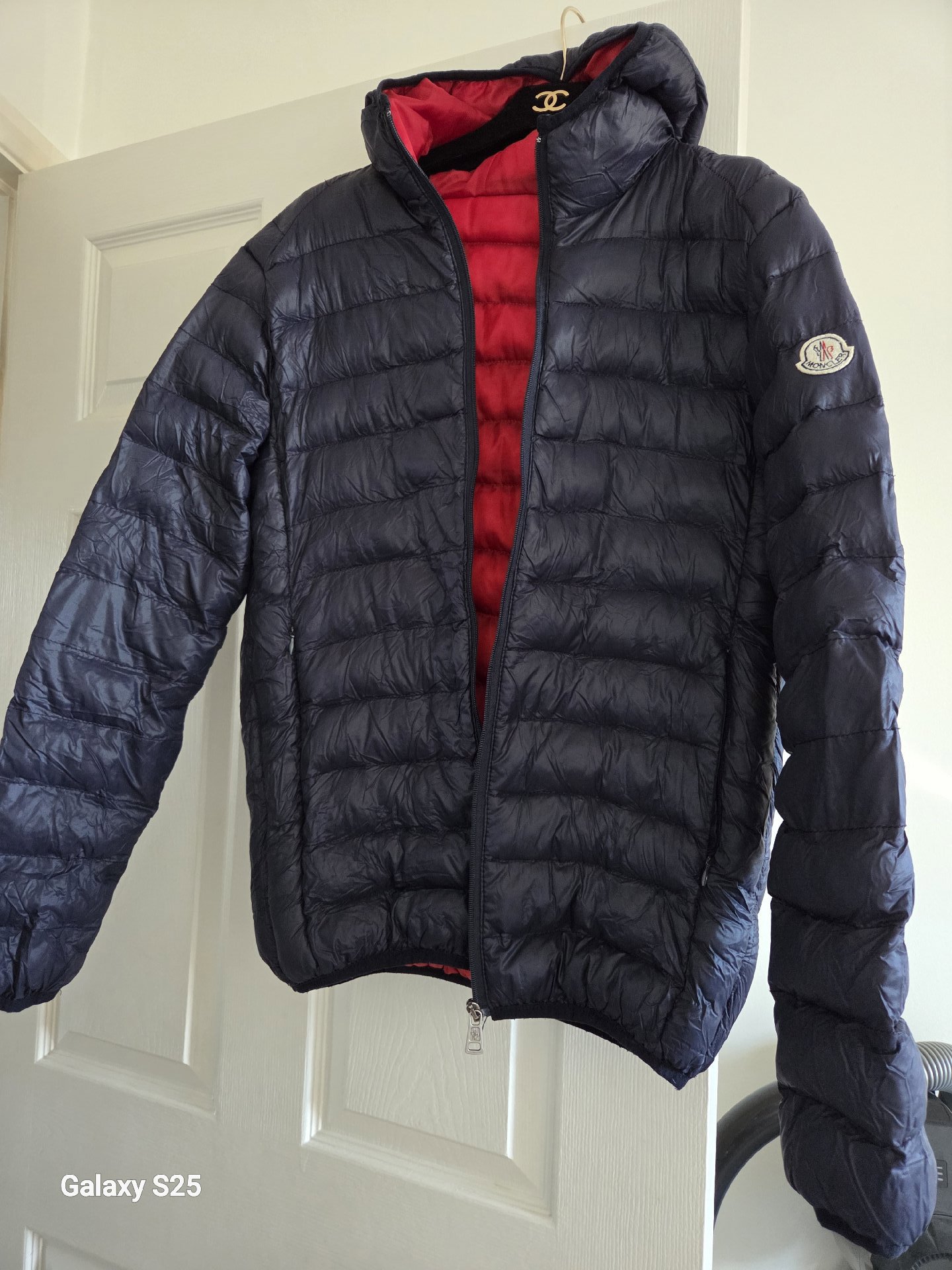  Navy Blue Puffer Jacket with Red Lining – Size 10, Unbranded, 10, Excellent condition — preloved on SilentSale®