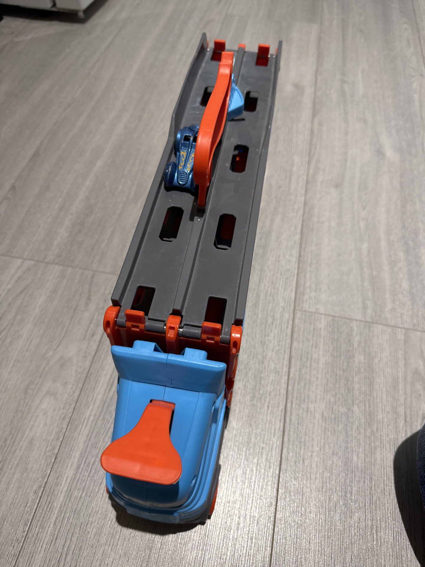 Hot Wheels Toy Truck and Track Set, Hot Wheels, One Size, Excellent condition — preloved on SilentSale®