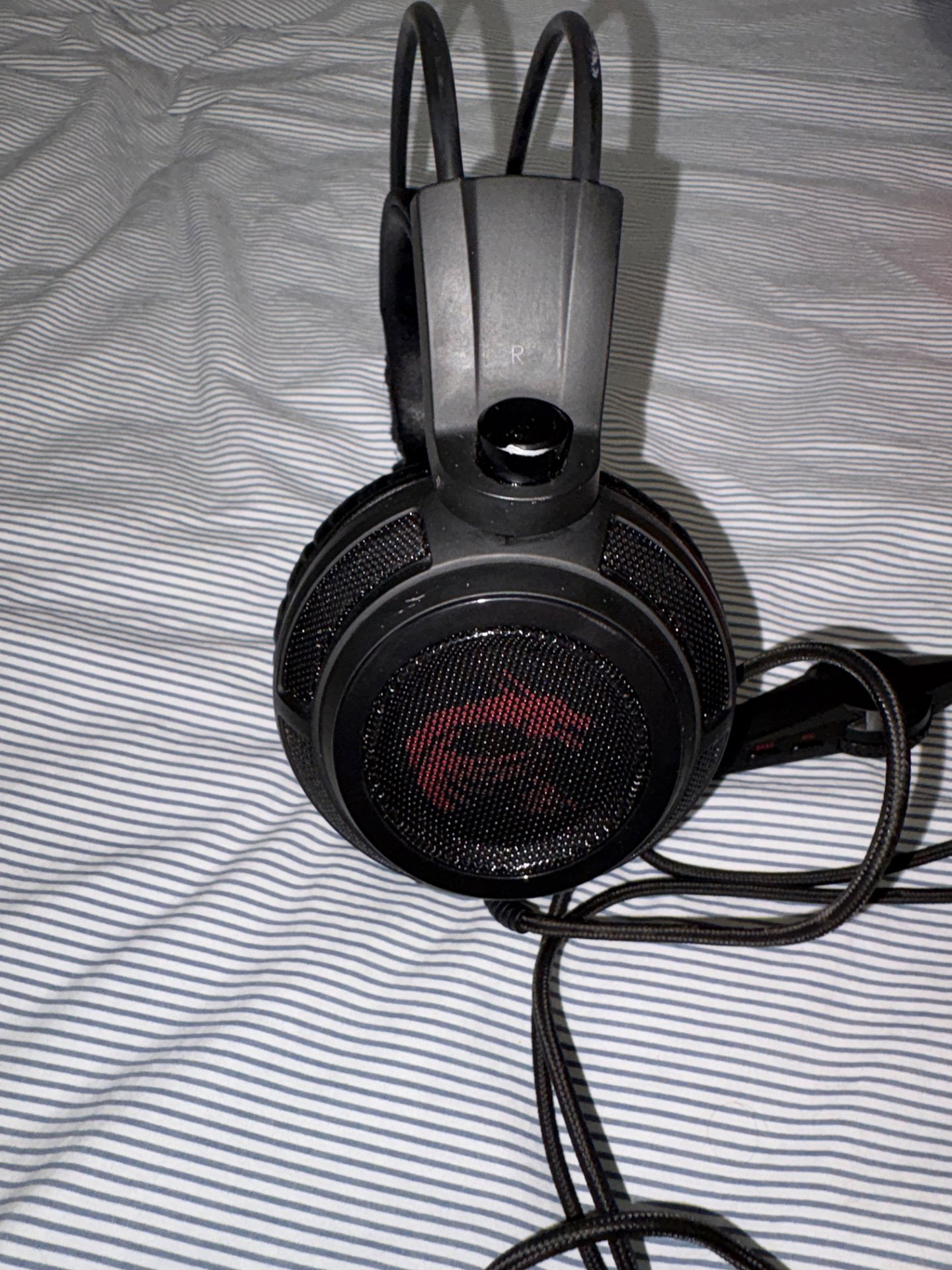 MSI DS502 Gaming Headset, MSI, One Size, Good condition — preloved on SilentSale®