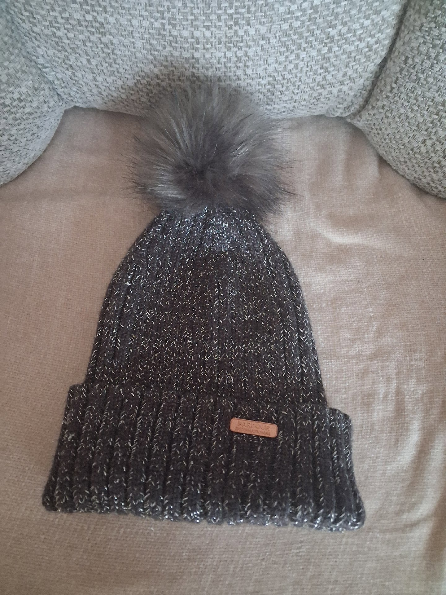 Grey Knitted Pom Pom Beanie Hat One Size, Barbour, M, Like New condition — preloved on SilentSale®