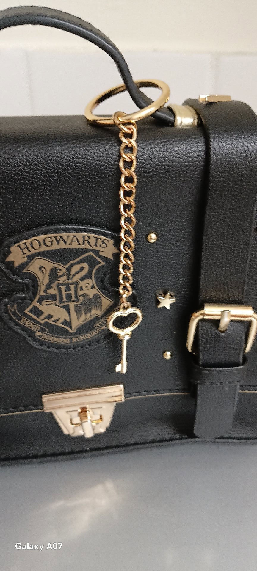 Harry Potter Black Hogwarts Satchel Bag with Gold Details, Harry Potter, One Size, Excellent condition — preloved on SilentSale®