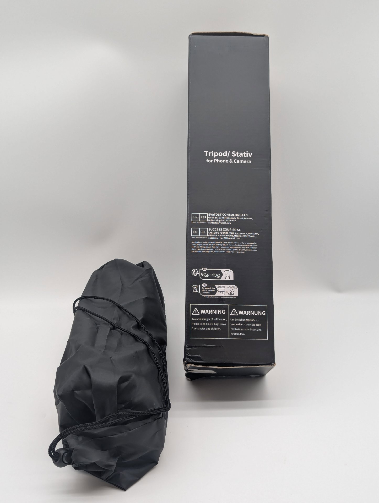 Ninetight CT190 Tripod with Remote for Phone and Camera, Ninetight, One Size, New condition — preloved on SilentSale®