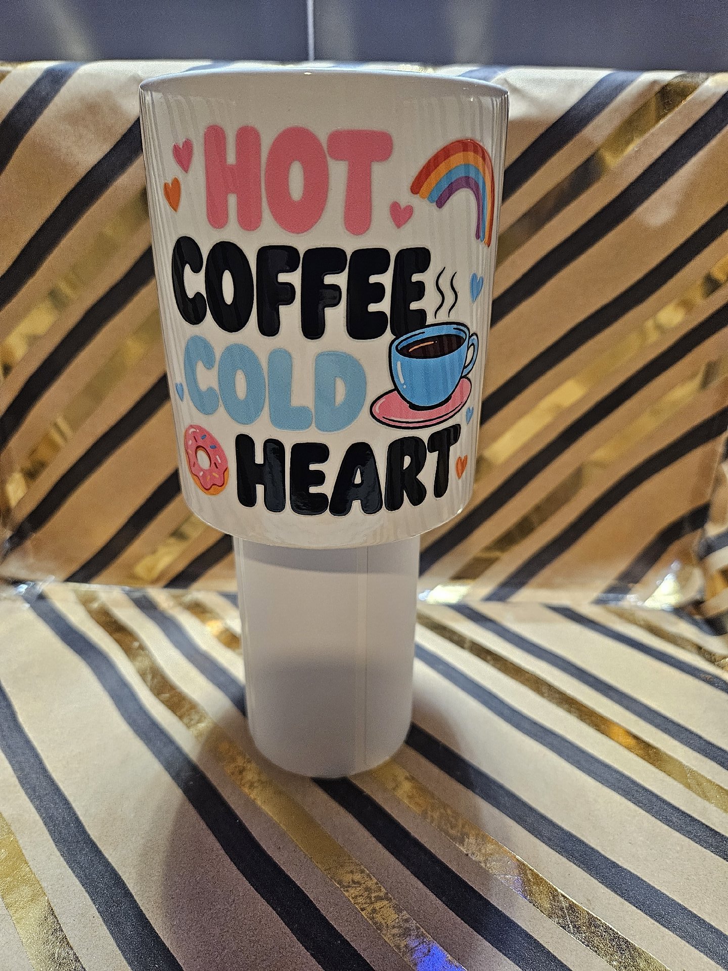 Ceramic Mug Hot Coffee Cold Heart Design, Unbranded, One Size, New condition — preloved on SilentSale®