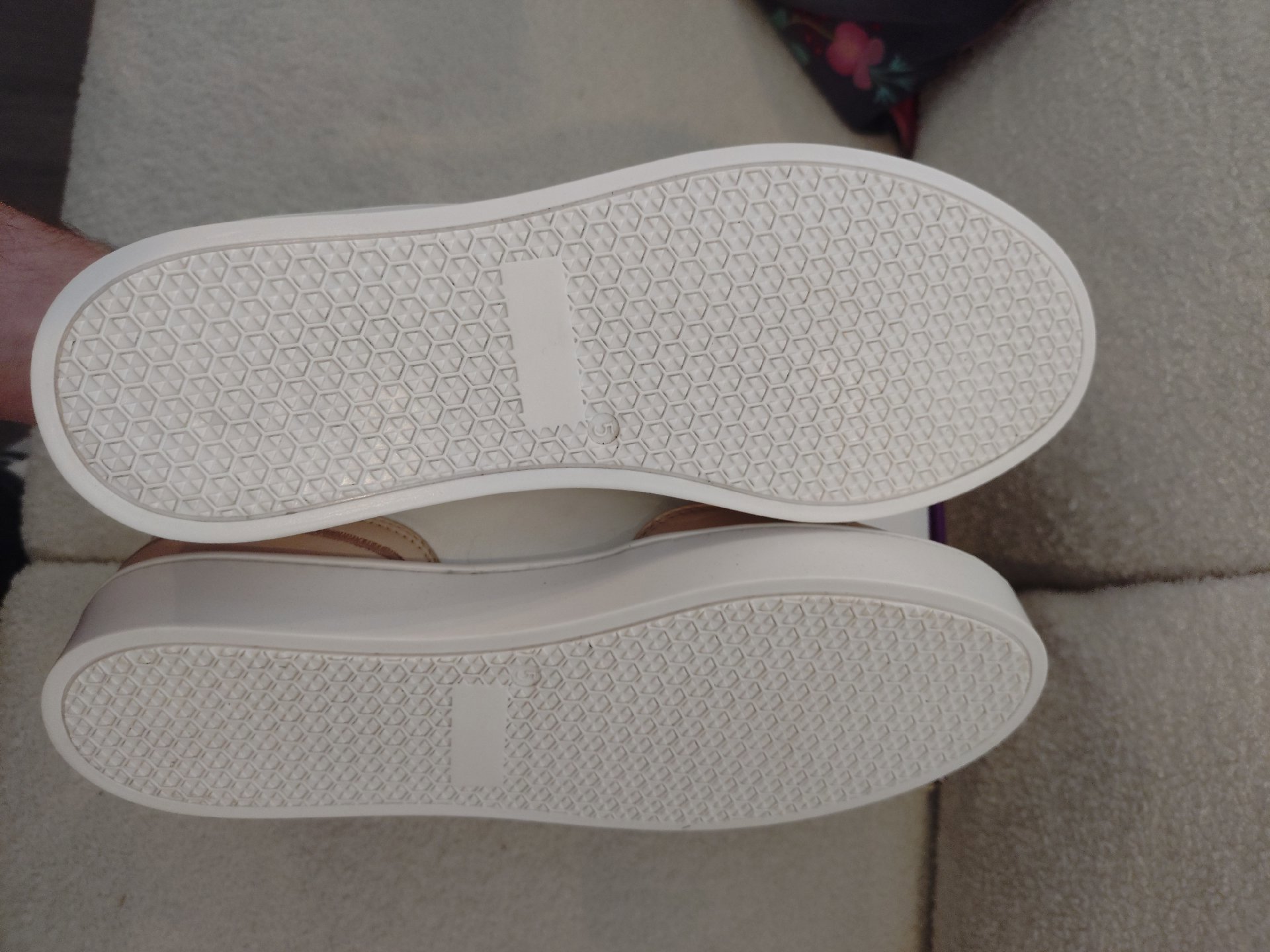 Lotus Sierra White and Pink Leather Trainers – UK 5, Lotus, 5, New condition — preloved on SilentSale®