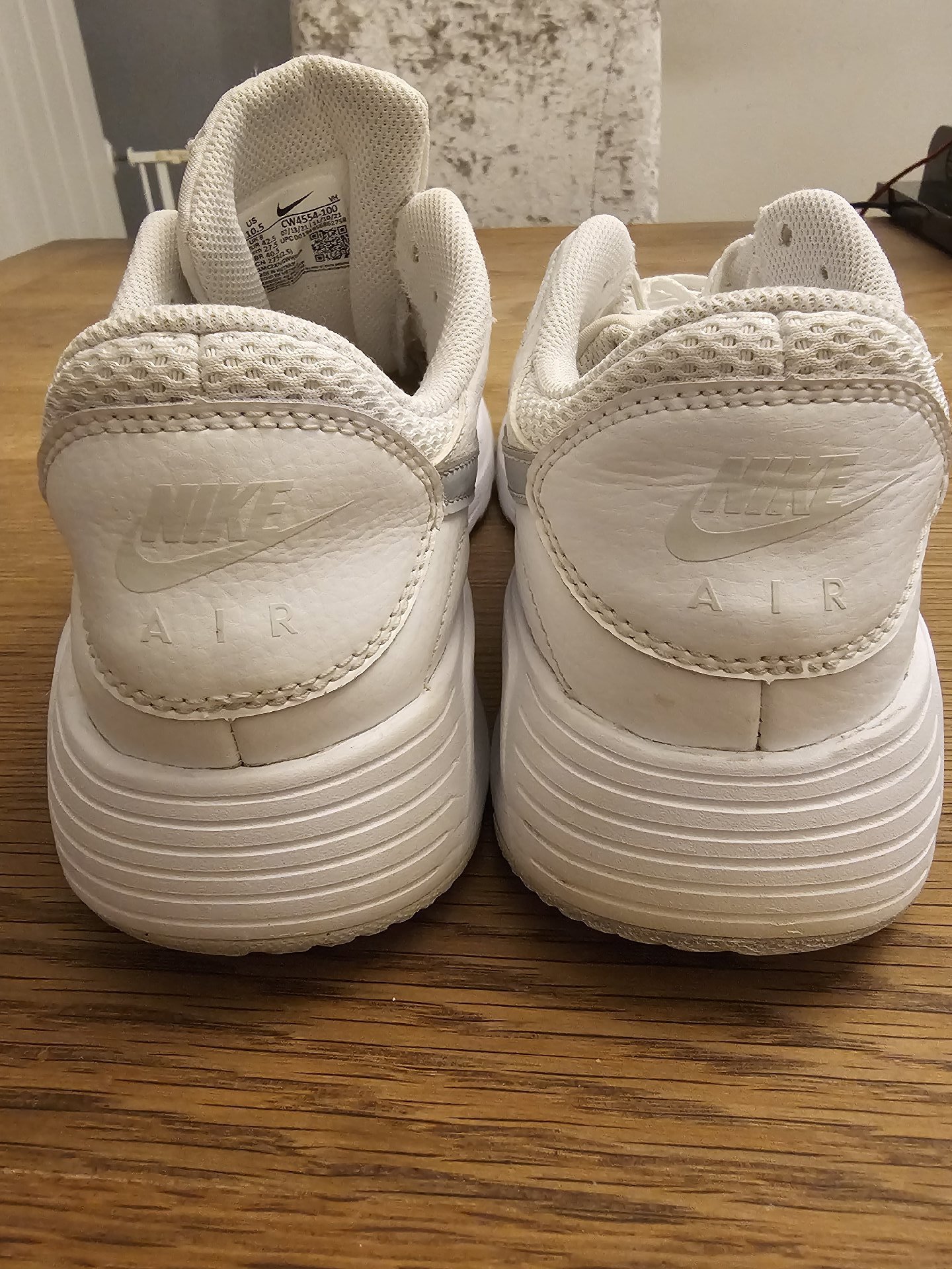 Nike Women Air Max Sc White Metalic Platnium CW4554-100 UK 8, Nike, 8, Good condition — preloved on SilentSale®