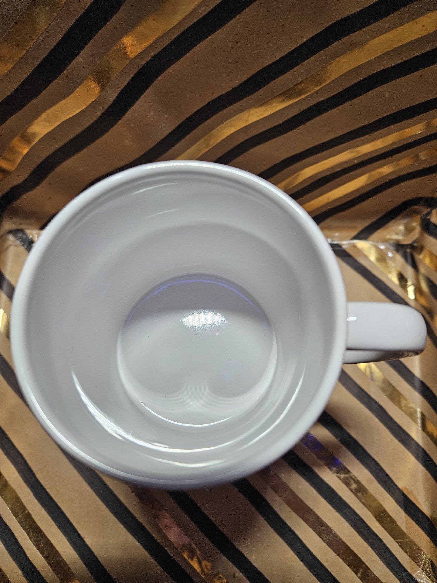 White Ceramic Coffee Travel Mug with Lid, Unbranded, One Size, New condition — preloved on SilentSale®