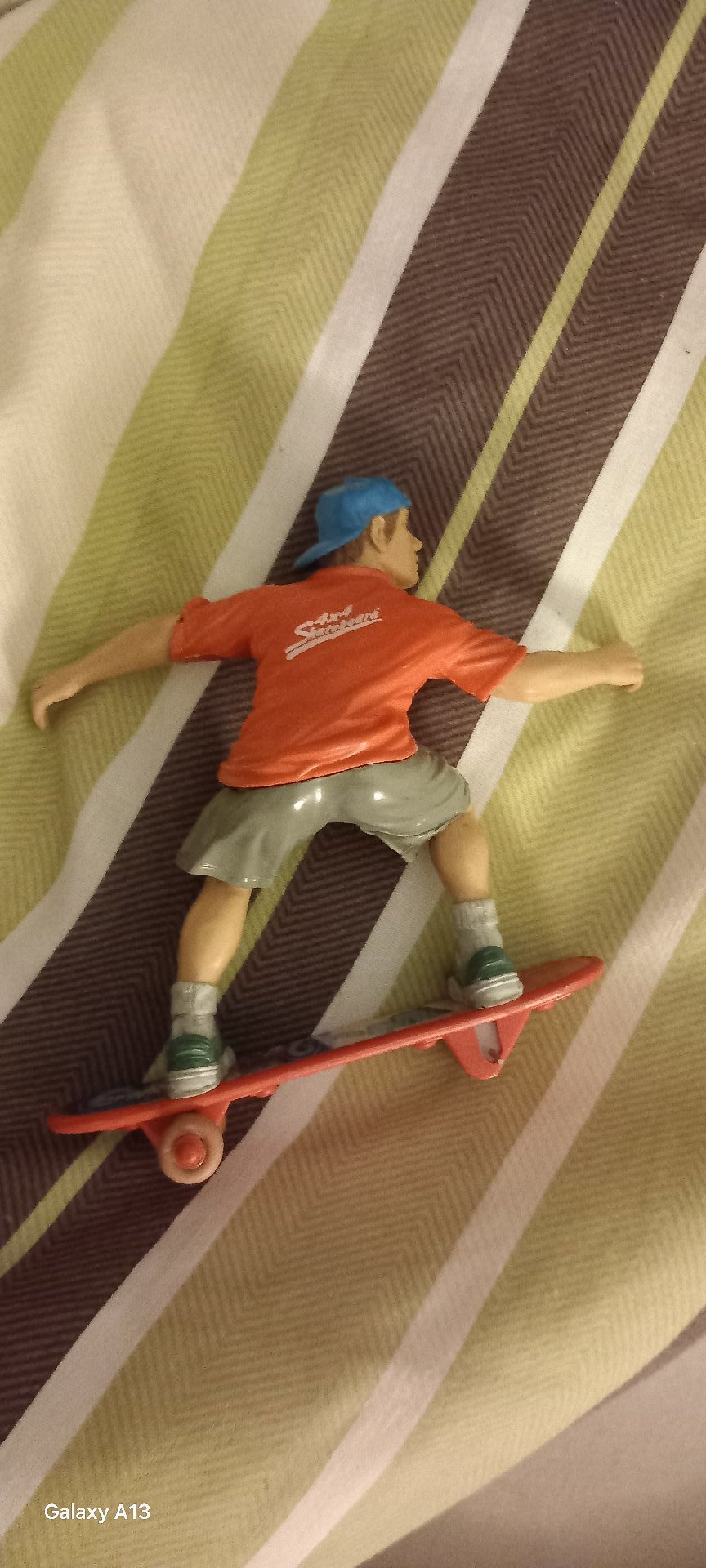 Team Skateboarder Figurine on Red Skateboard, Unbranded, One Size, Excellent condition — preloved on SilentSale®
