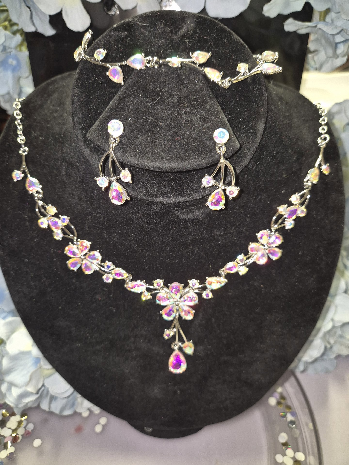 Jewellery Set , Unbranded, One Size, New condition — preloved on SilentSale®