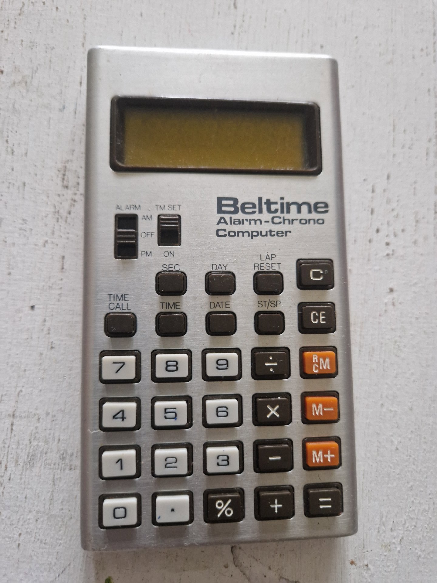 Beltime Alarm-Chrono Computer Calculator, Beltime, One Size, Good condition — preloved on SilentSale®