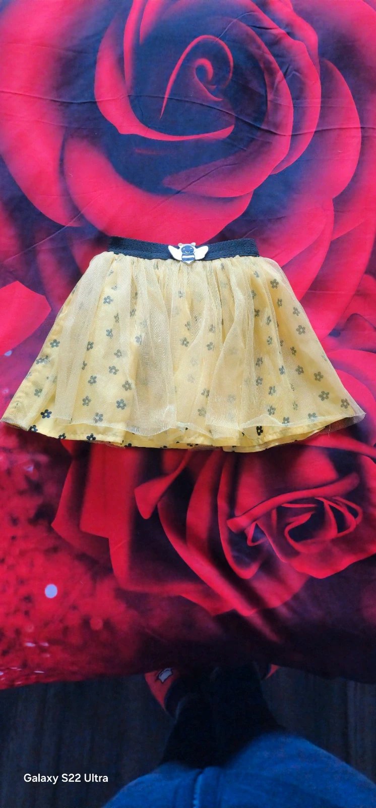 Girls skirt, F&F, One size, Excellent condition — preloved on SilentSale®
