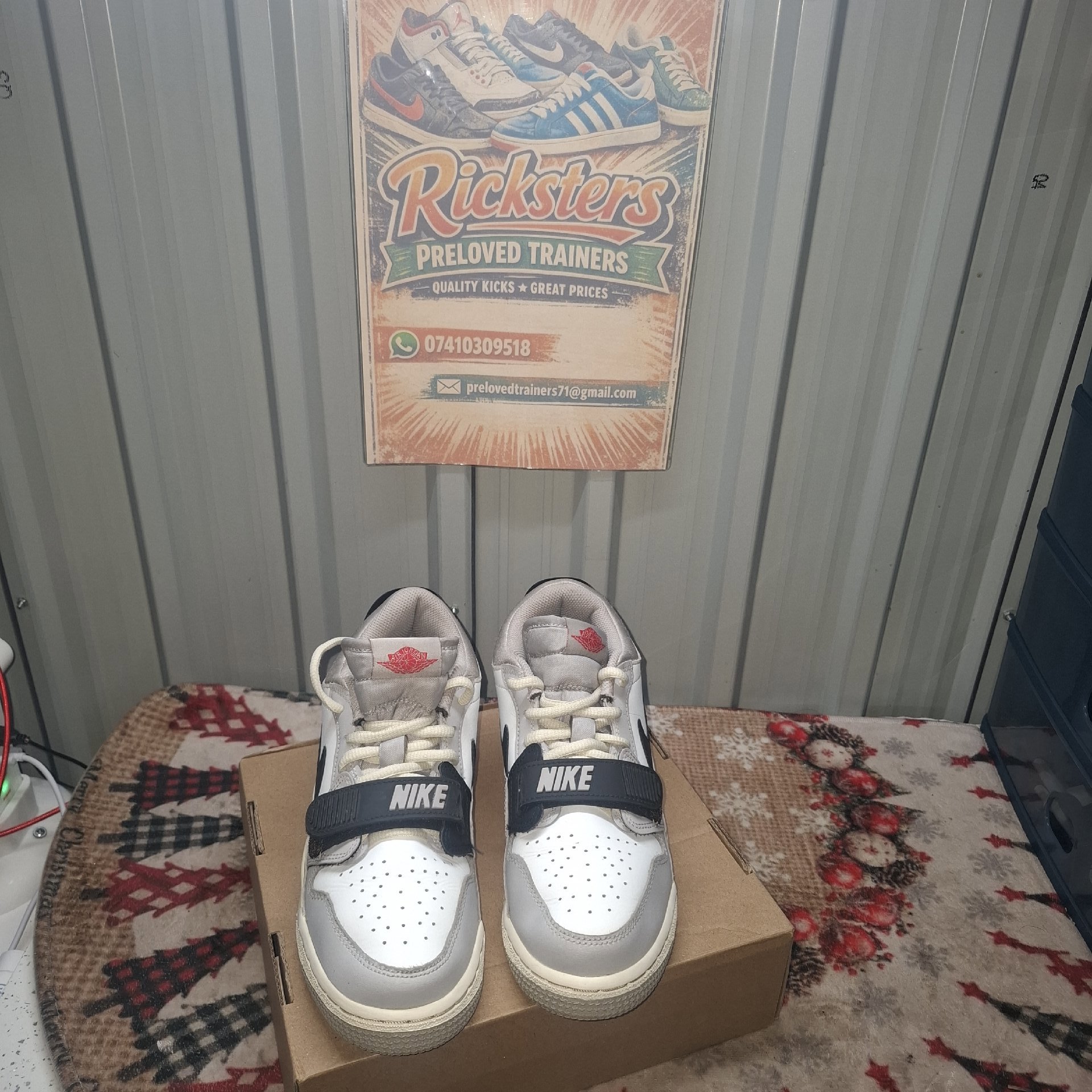 Air Jordan 3 Retro White Grey Black Trainers – UK 5, Nike, 5Y, Excellent condition — preloved on SilentSale®