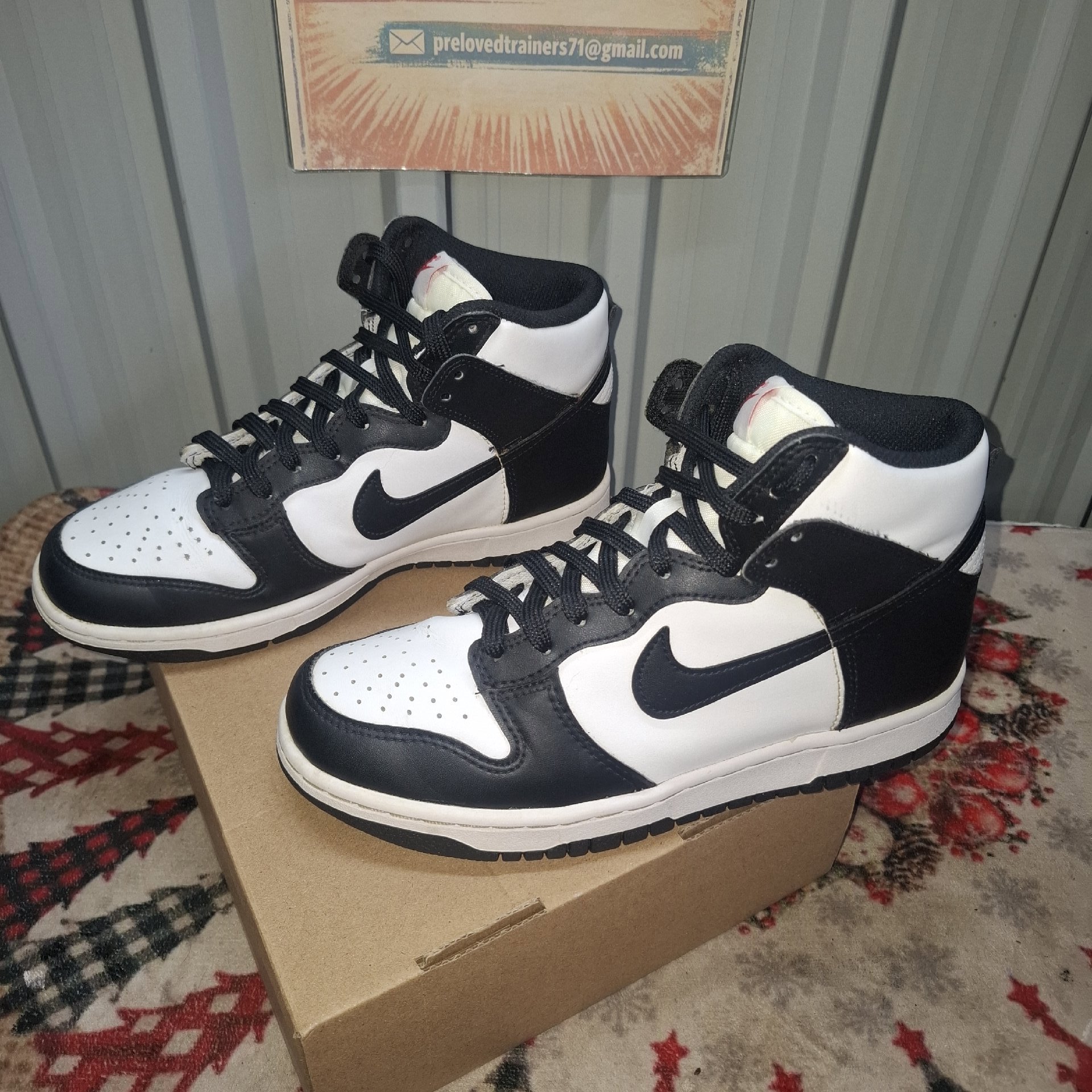Nike Black and White High Top Trainers – UK 3.5 Youth, Nike, 5.5, Excellent condition — preloved on SilentSale®