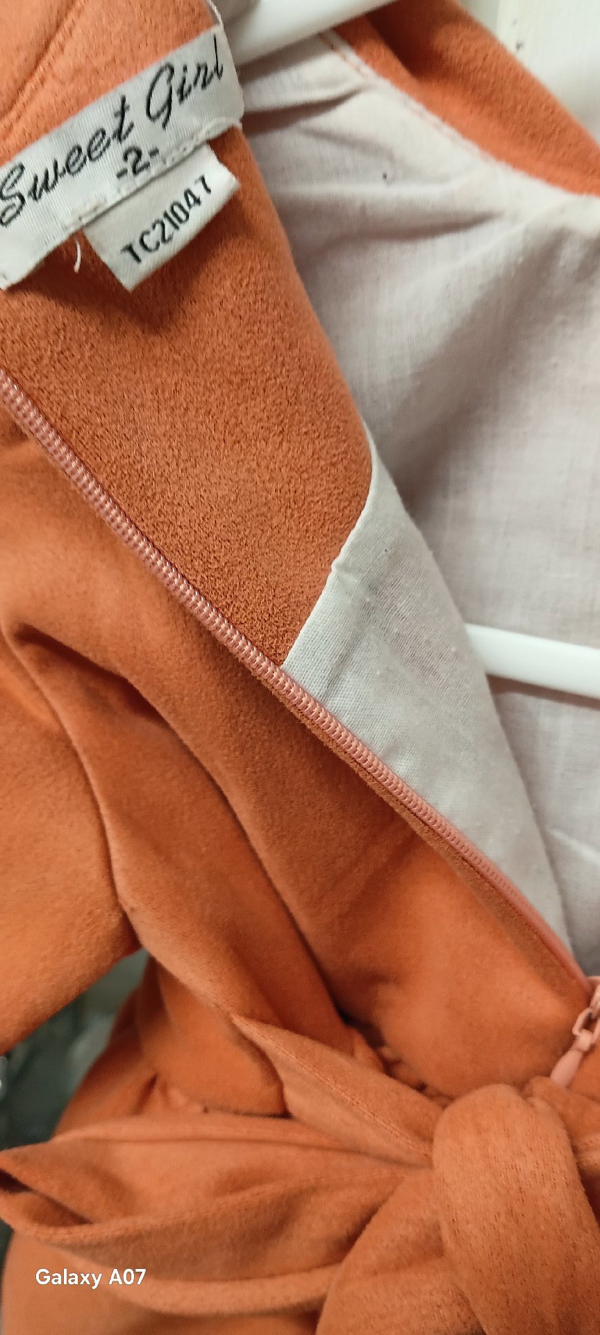 Sweet Girl Orange Girls Dress With Puff Sleeves – Age 2, Sweet Girl, 2 years, Excellent condition — preloved on SilentSale®