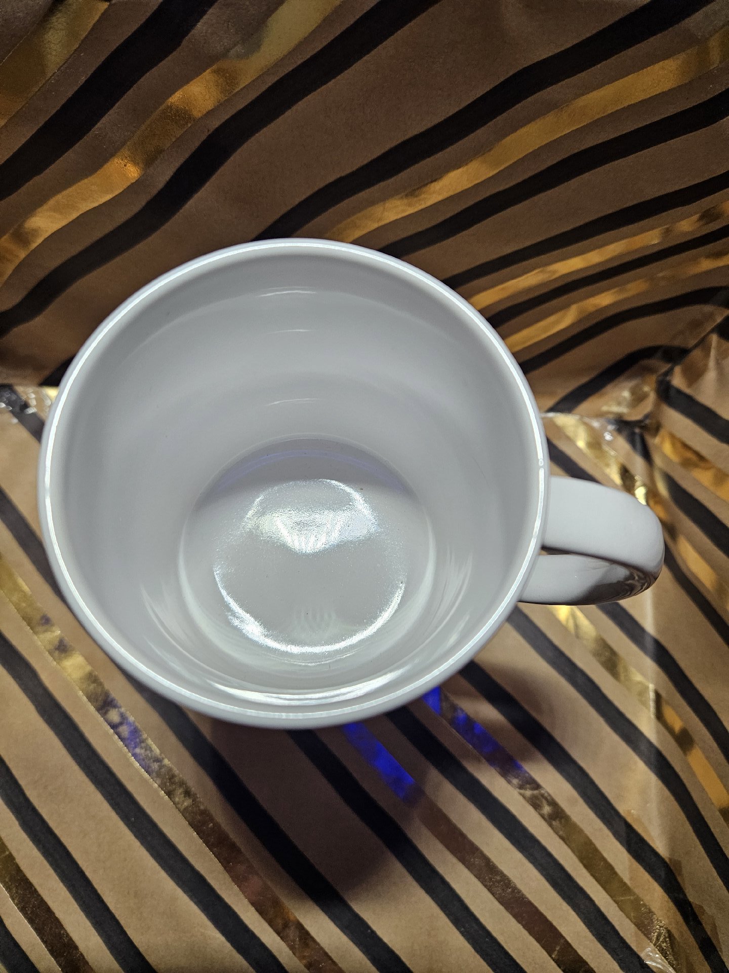 Ceramic Mug with Colourful Happy Quote Print, Unbranded, One Size, New condition — preloved on SilentSale®