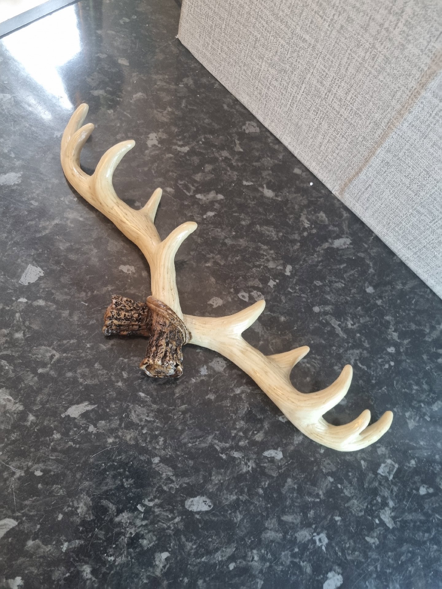 Antler Style Wall Mounted Coat Hook Rack, Unbranded, One Size, New condition — preloved on SilentSale®