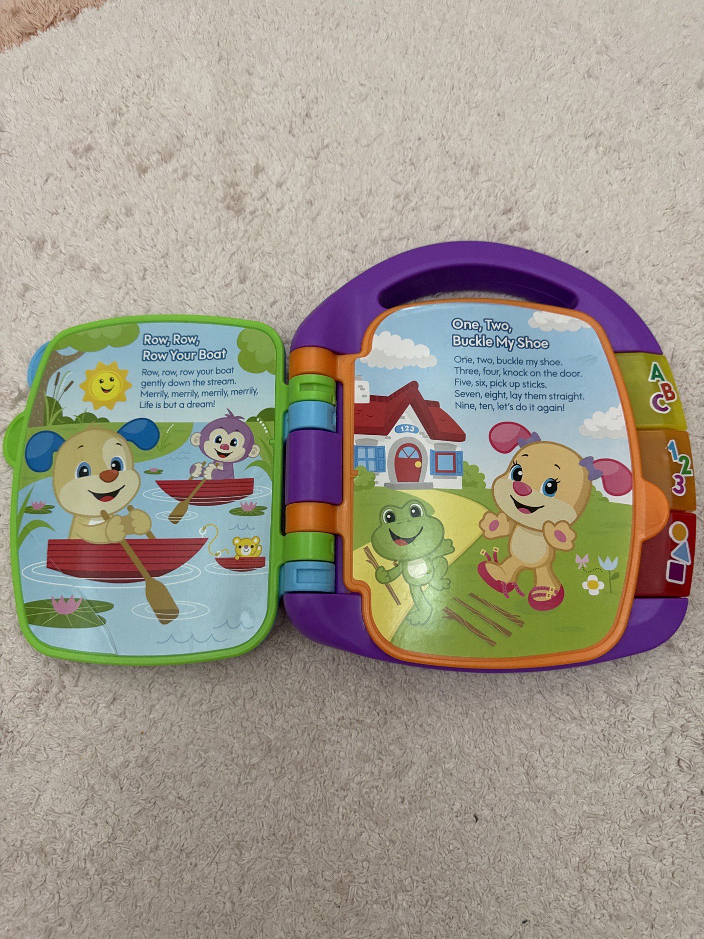 Fisher-Price Storybook Rhymes toy book, Fisher-Price, 3-6M, Excellent condition — preloved on SilentSale®